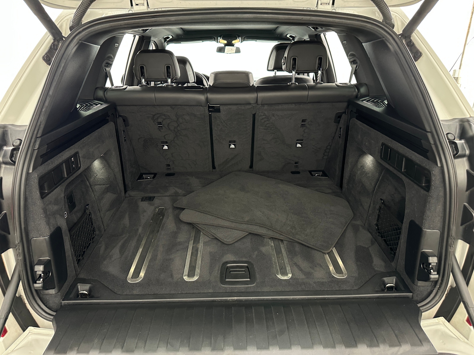 Thumbnail: 2020 BMW X5 - 6