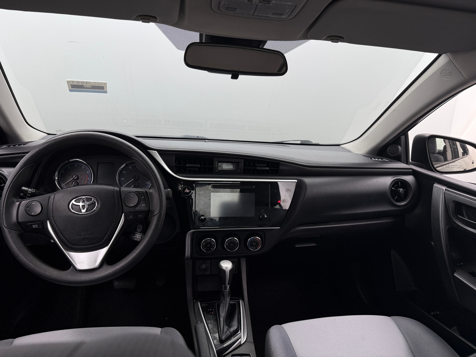 Thumbnail: 2018 Toyota Corolla - 3