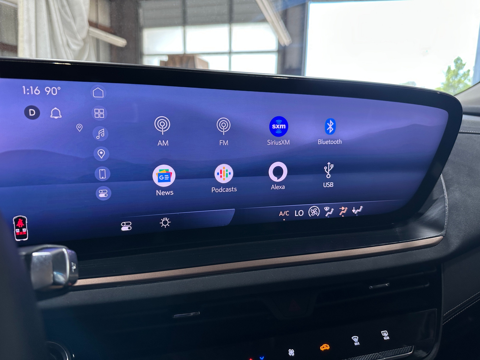 Thumbnail: 2024 Buick Envision - 3