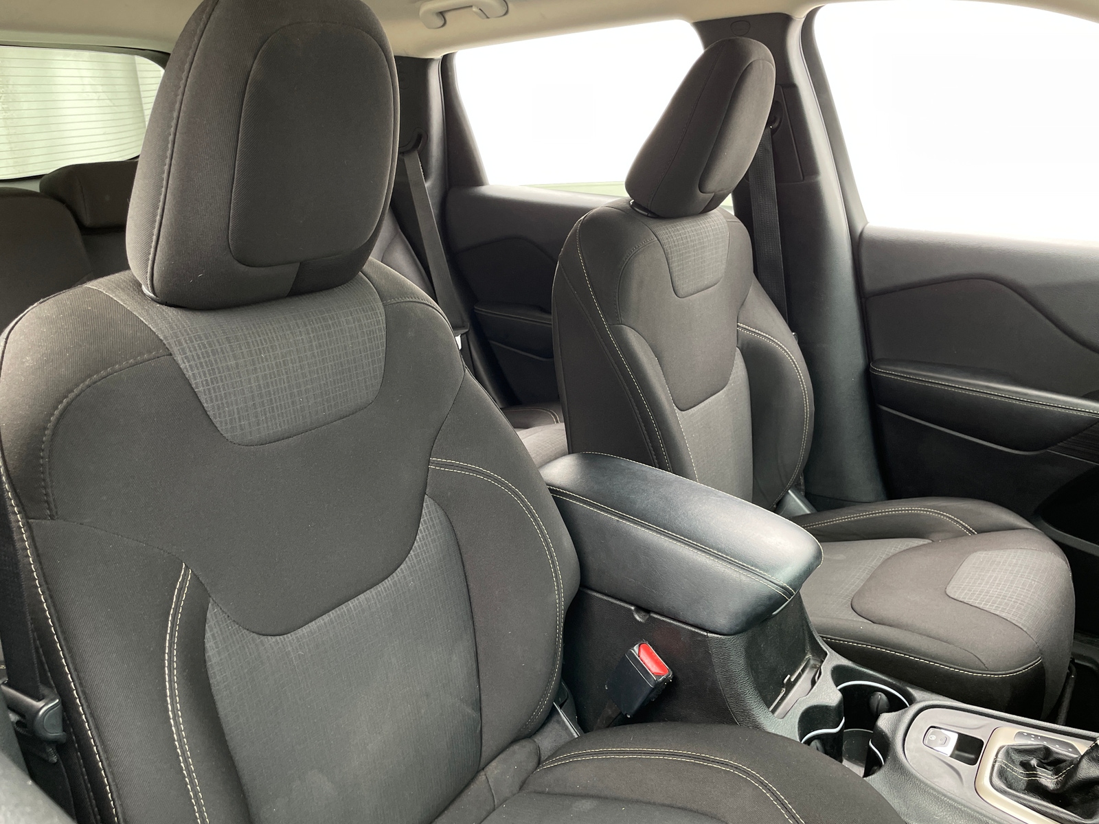 Thumbnail: 2015 Jeep Cherokee - 2