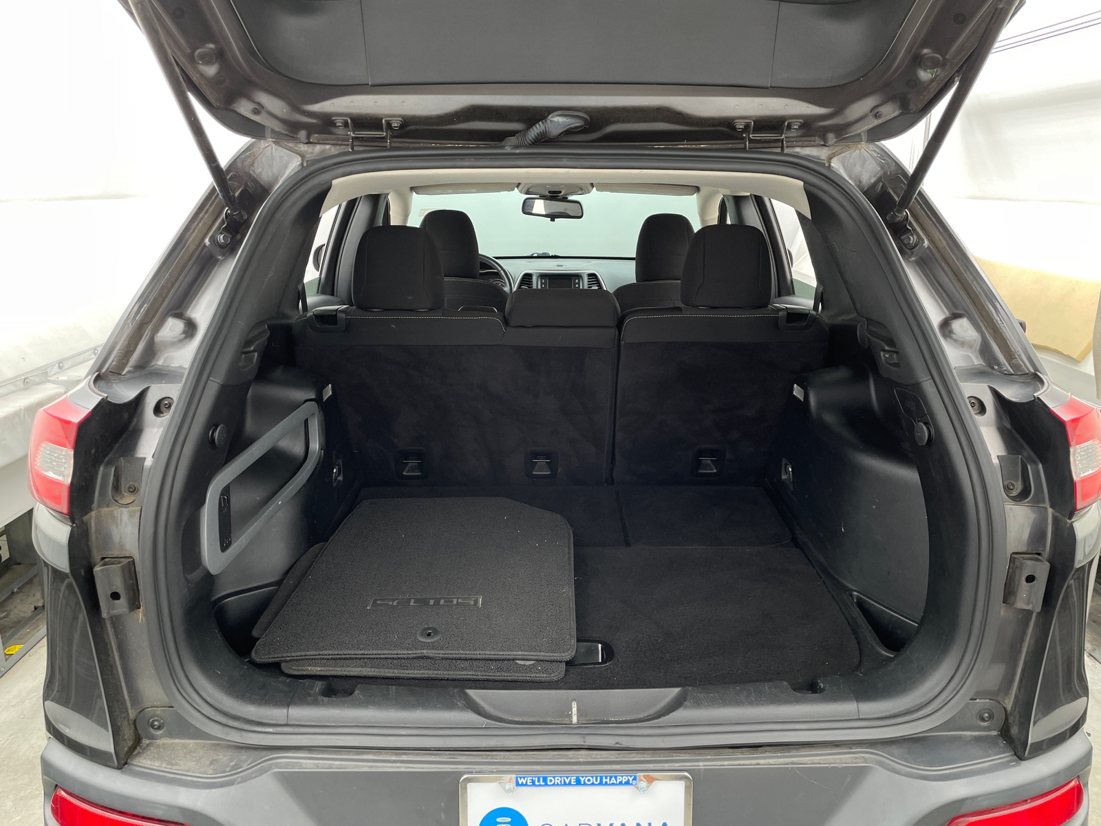 Thumbnail: 2015 Jeep Cherokee - 7