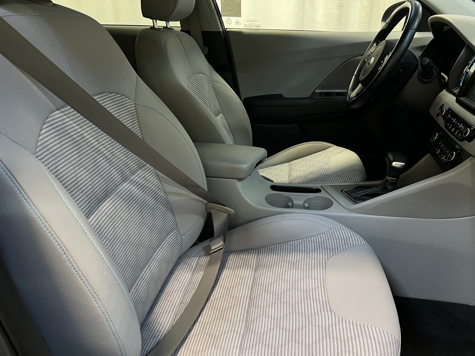 Thumbnail: 2019 Kia Niro - 2