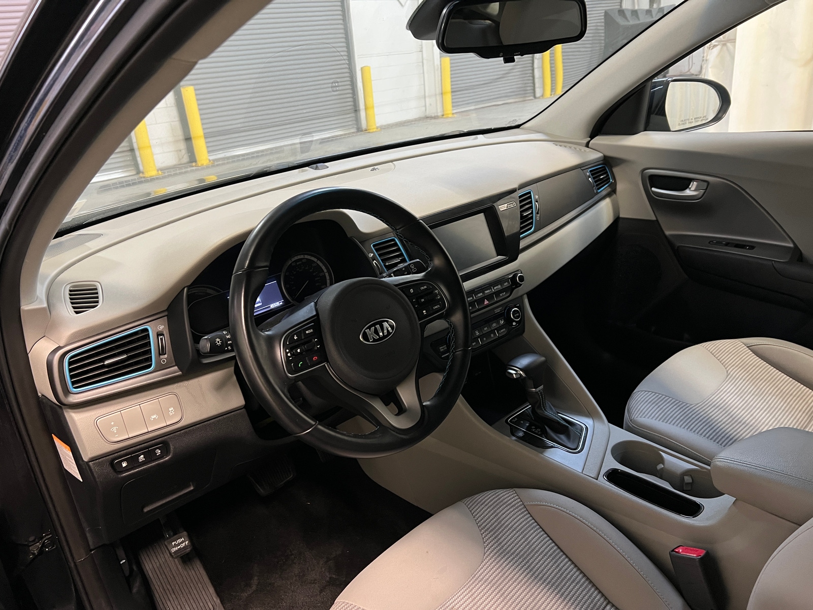 Thumbnail: 2019 Kia Niro - 3