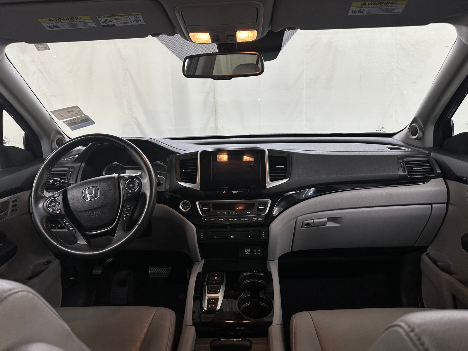 Thumbnail: 2016 Honda Pilot - 2
