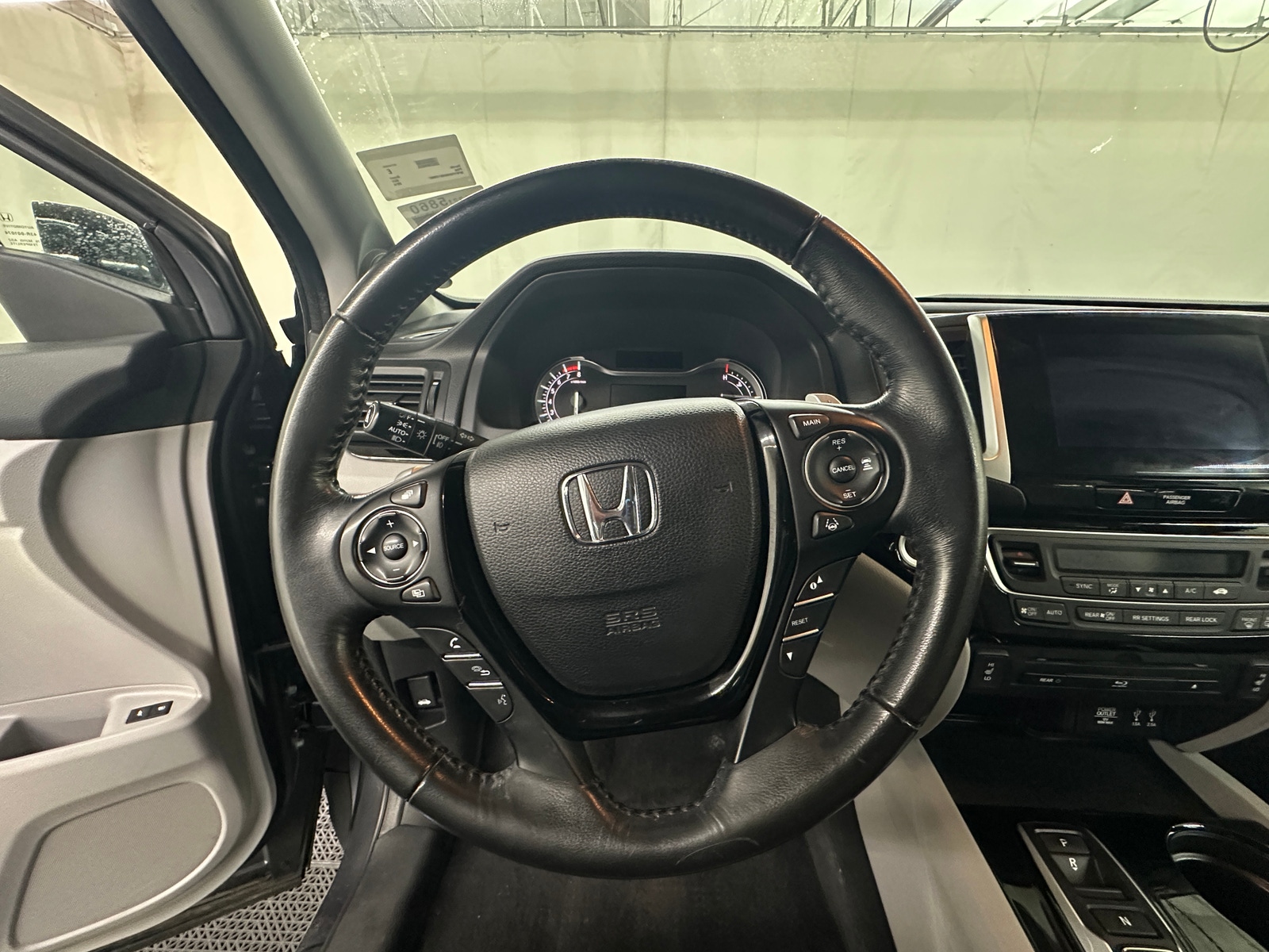 Thumbnail: 2016 Honda Pilot - 4