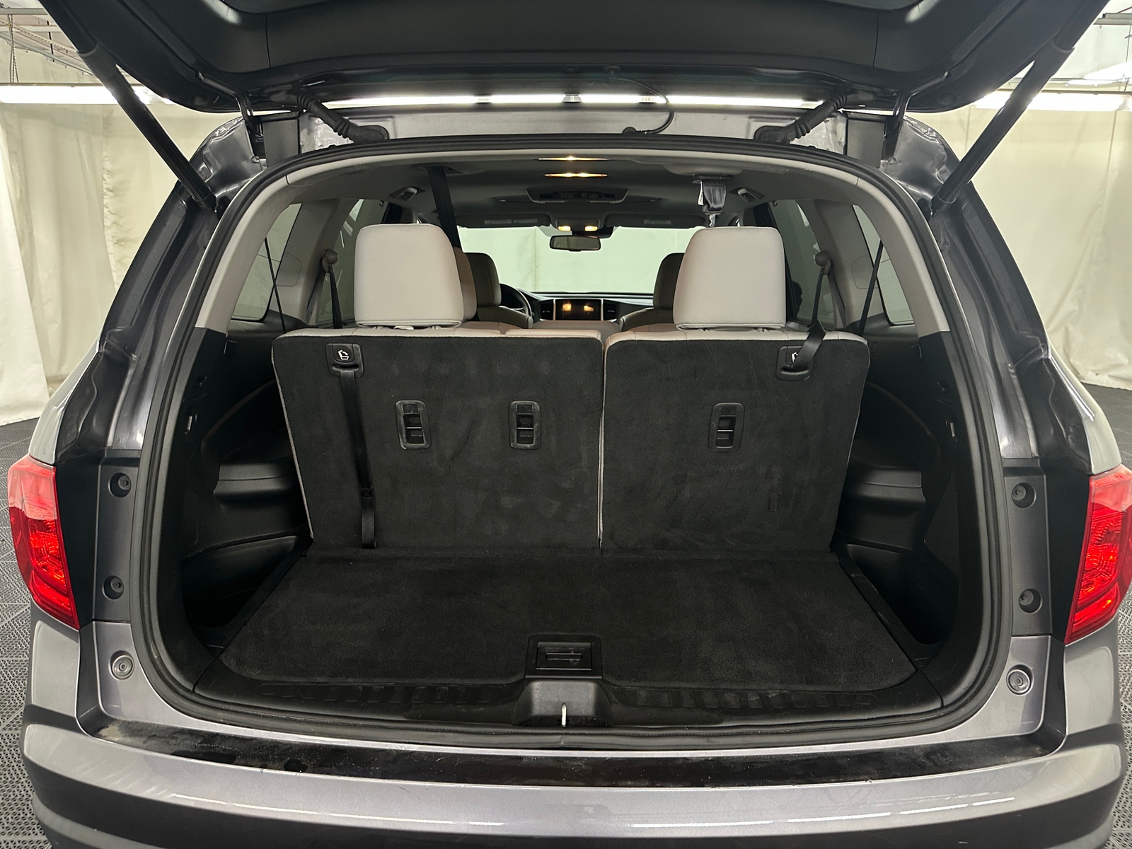 Thumbnail: 2016 Honda Pilot - 6