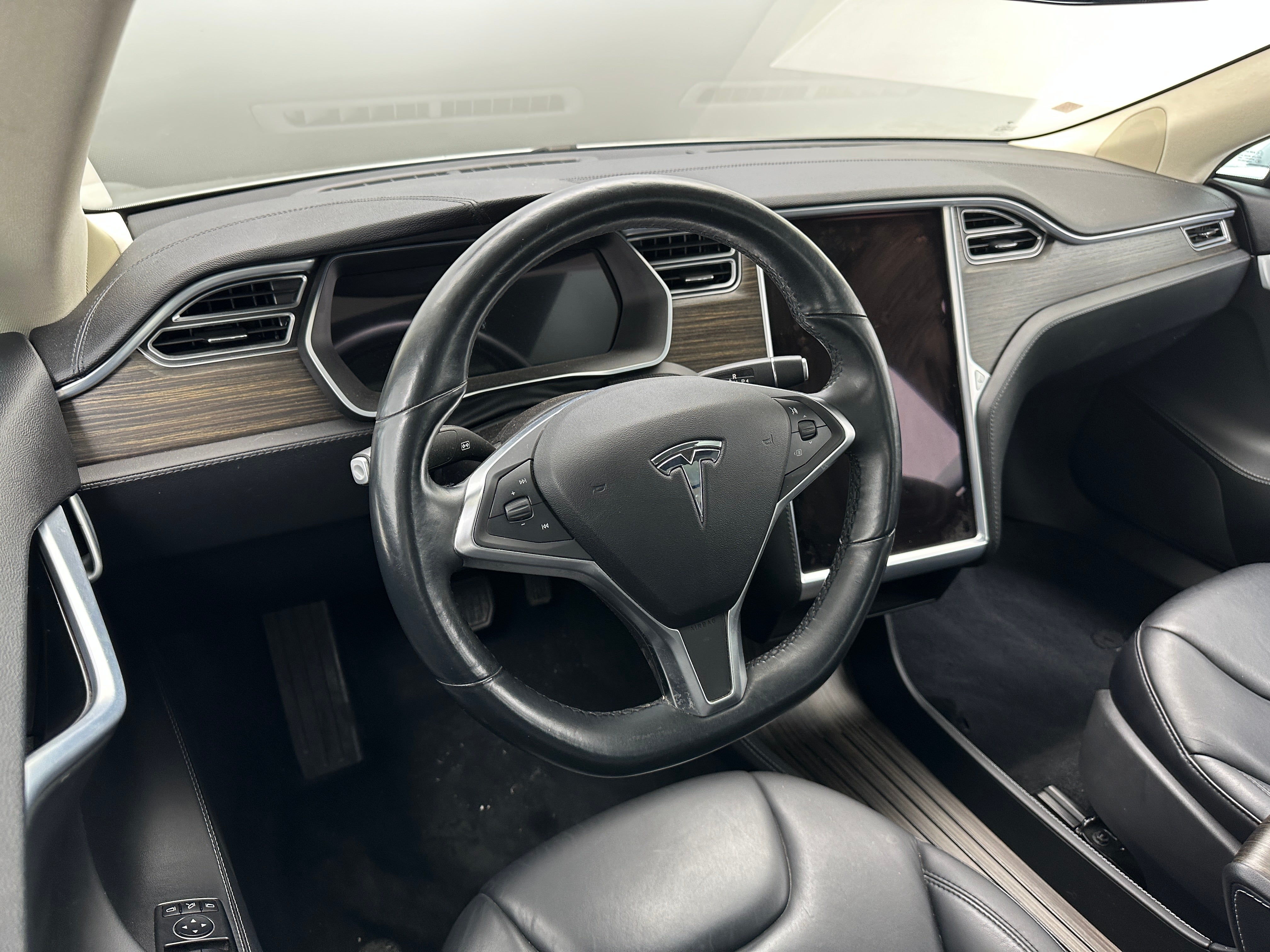 Used 2015 Tesla Model S 85D with VIN 5YJSA1H25FFP77379 for sale in Auburn, WA