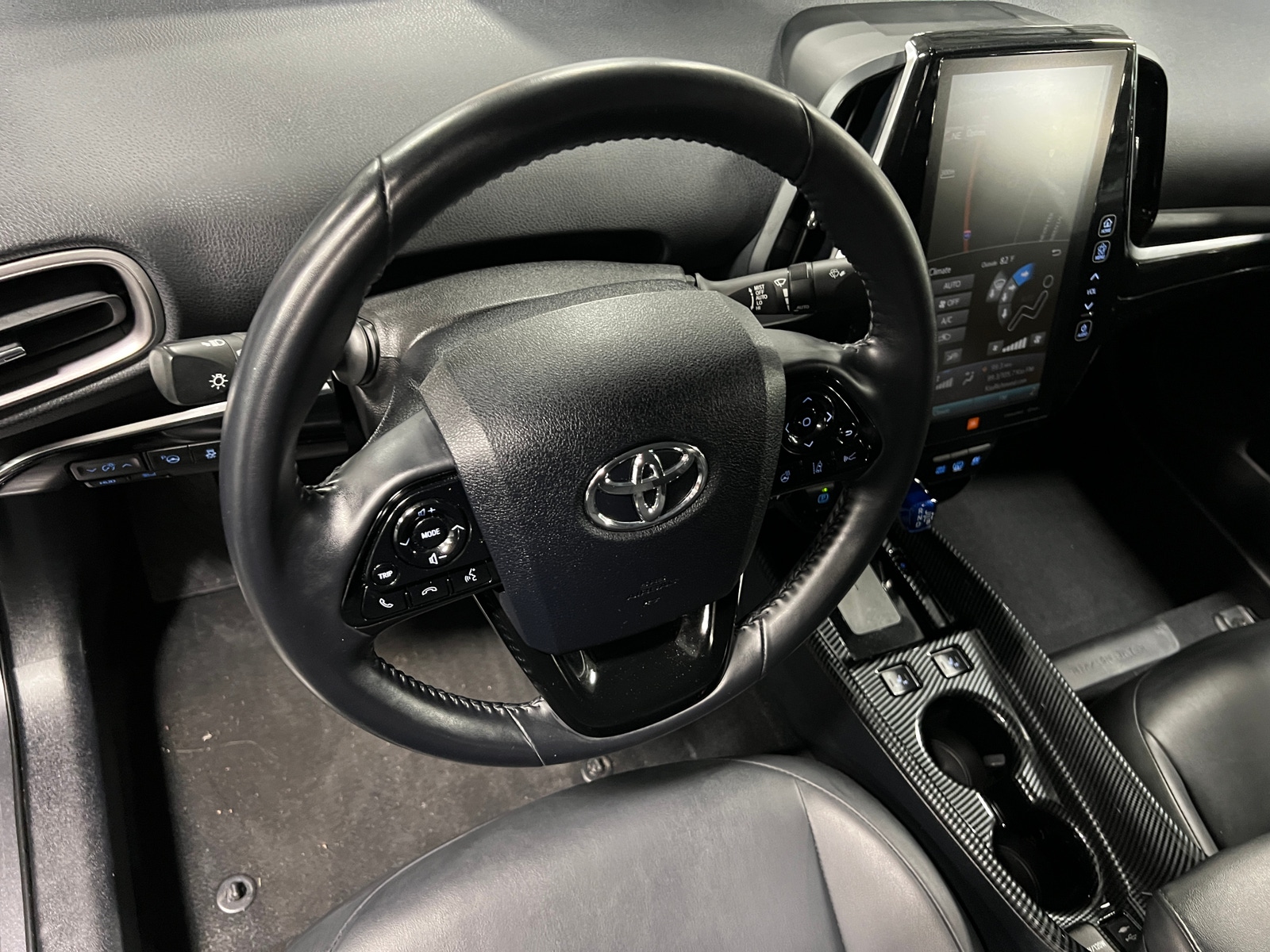 Thumbnail: 2021 Toyota Prius Prime - 4