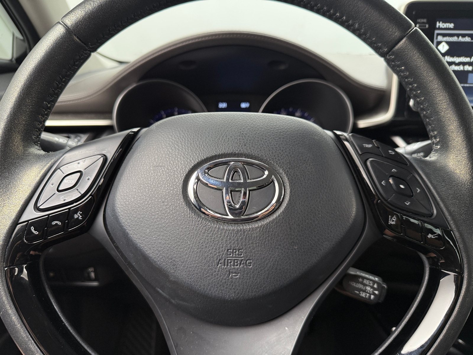 Thumbnail: 2021 Toyota C-HR - 4