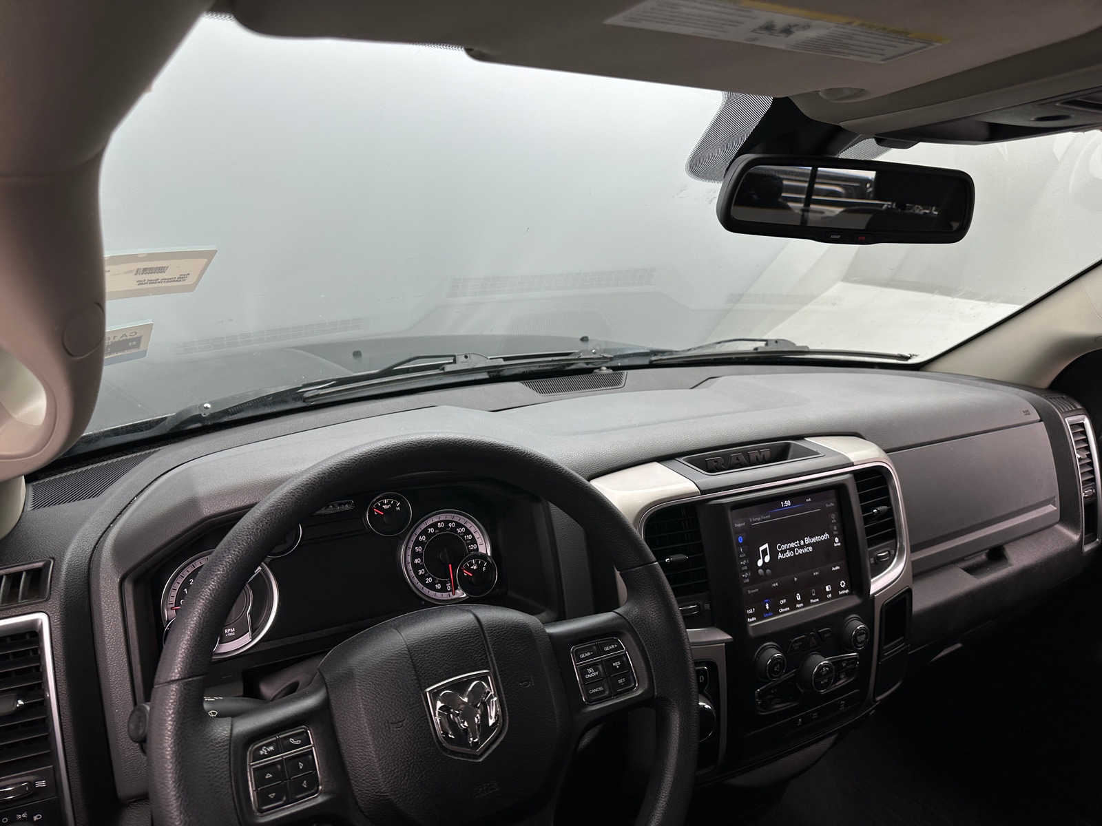 Thumbnail: 2019 RAM 1500 Classic - 3