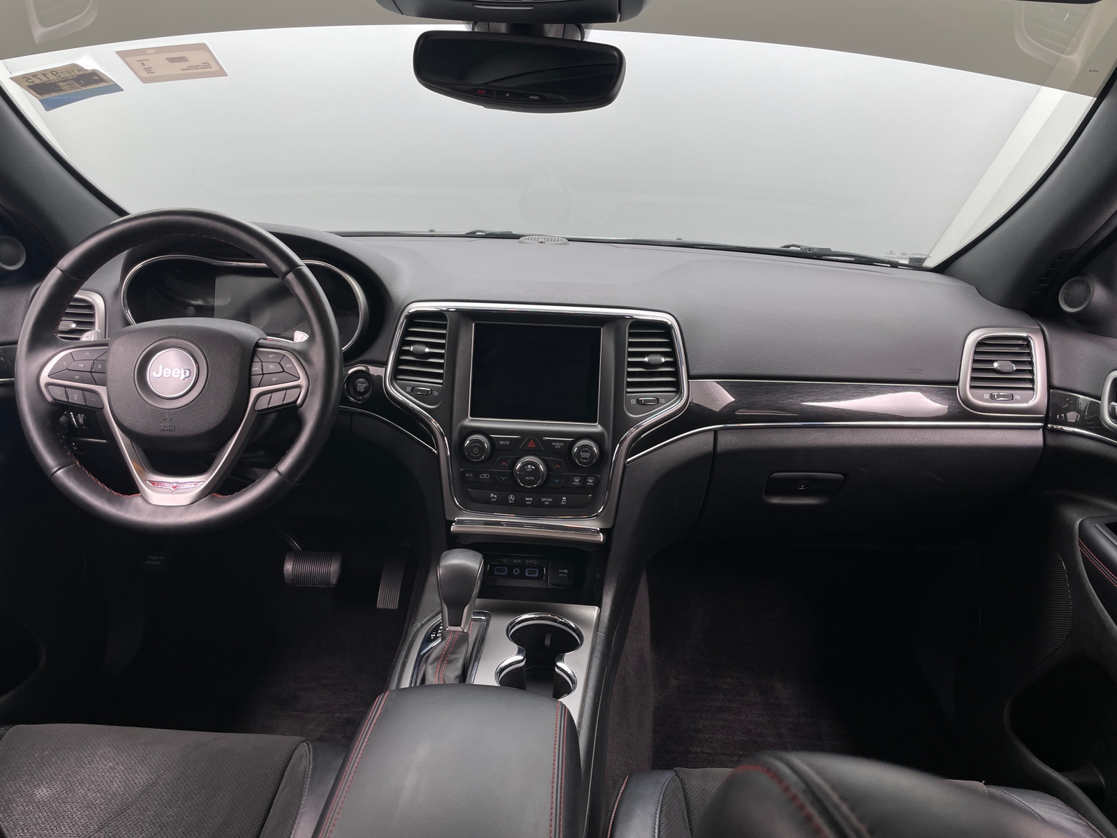 Thumbnail: 2018 Jeep Grand Cherokee - 3
