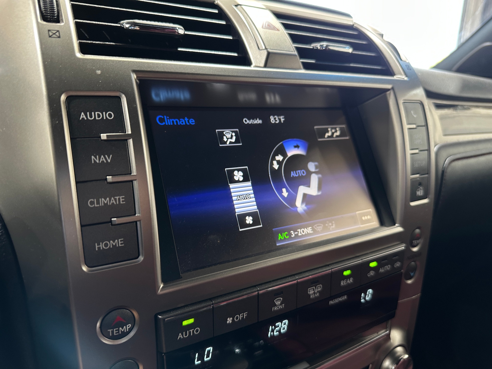 Thumbnail: 2021 Lexus GX - 3