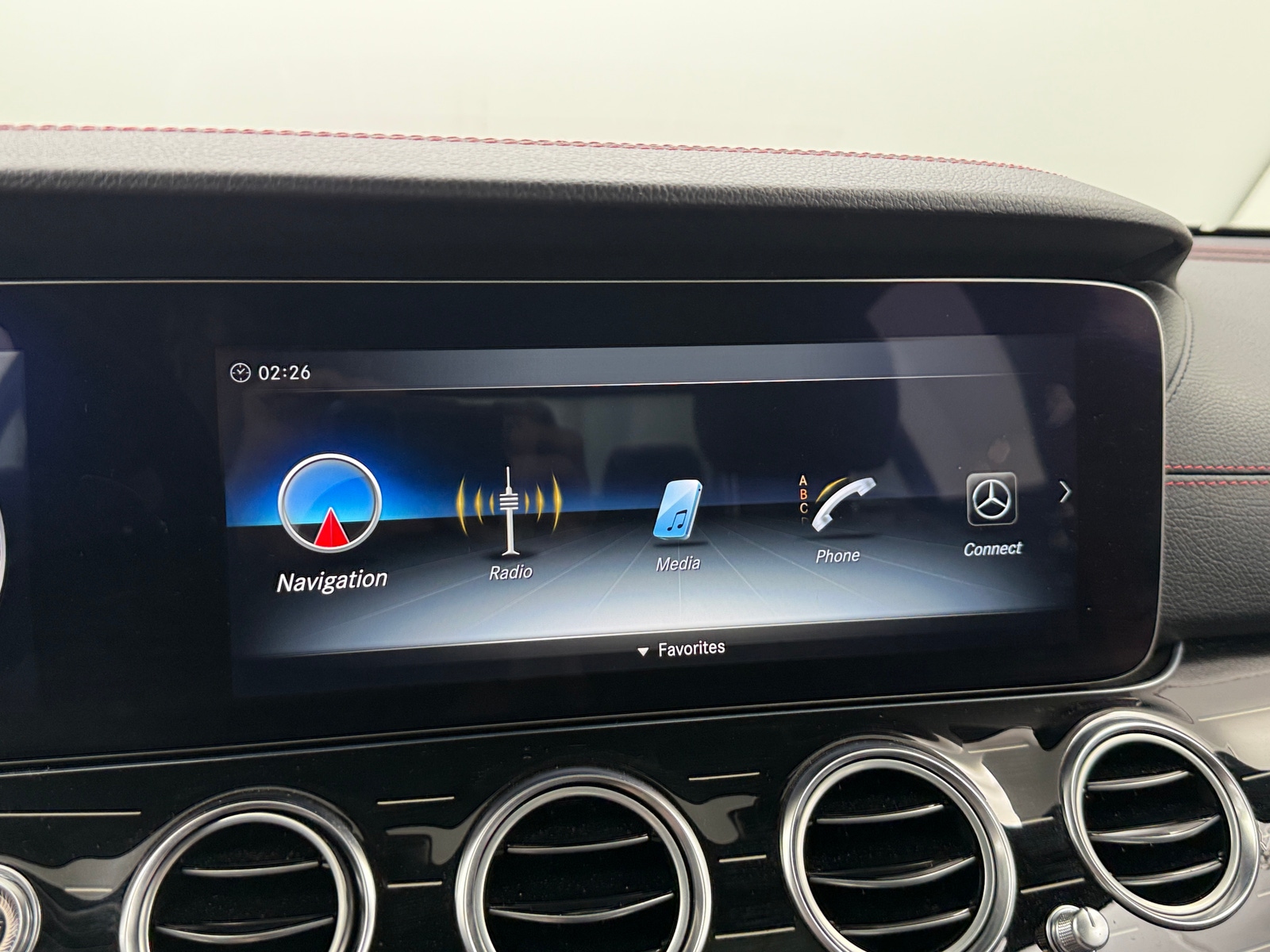 Thumbnail: 2018 Mercedes-Benz E-Class - 3