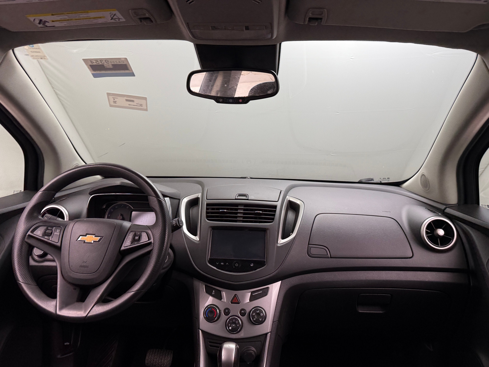 Thumbnail: 2016 Chevrolet Trax - 3