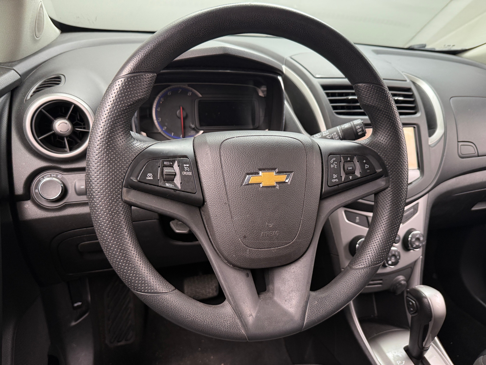 Thumbnail: 2016 Chevrolet Trax - 5