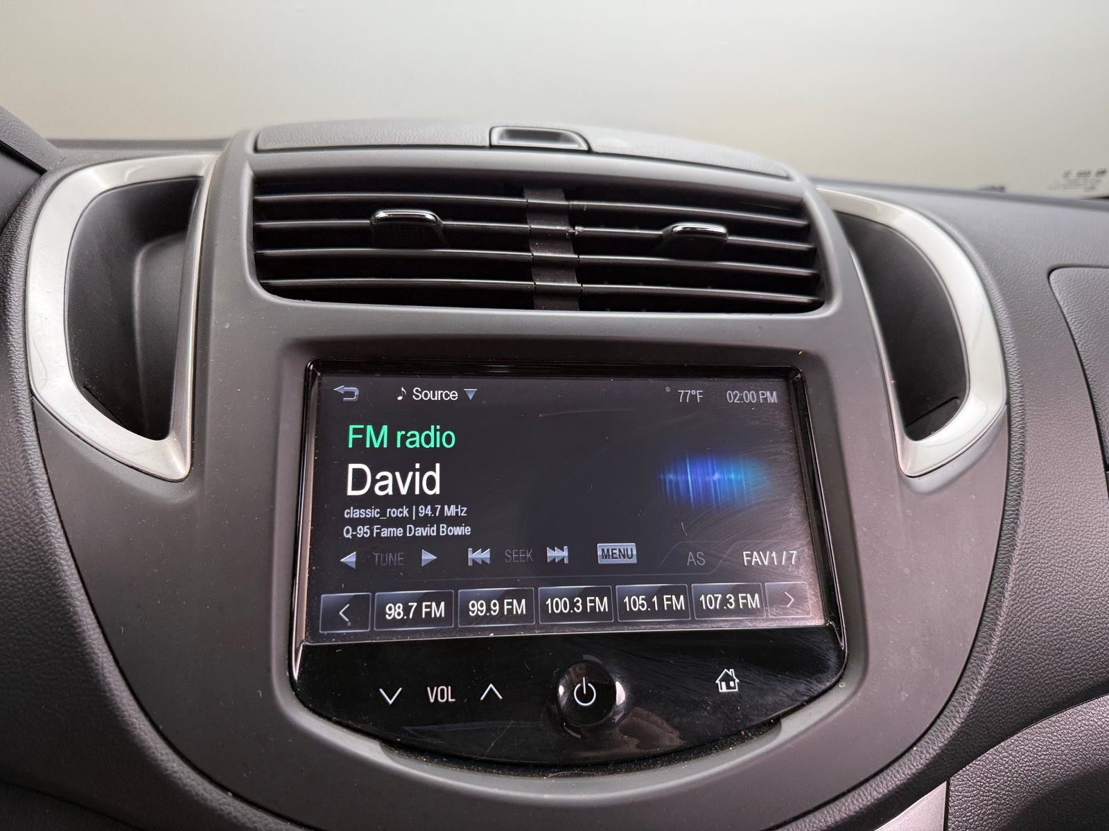 Thumbnail: 2016 Chevrolet Trax - 4