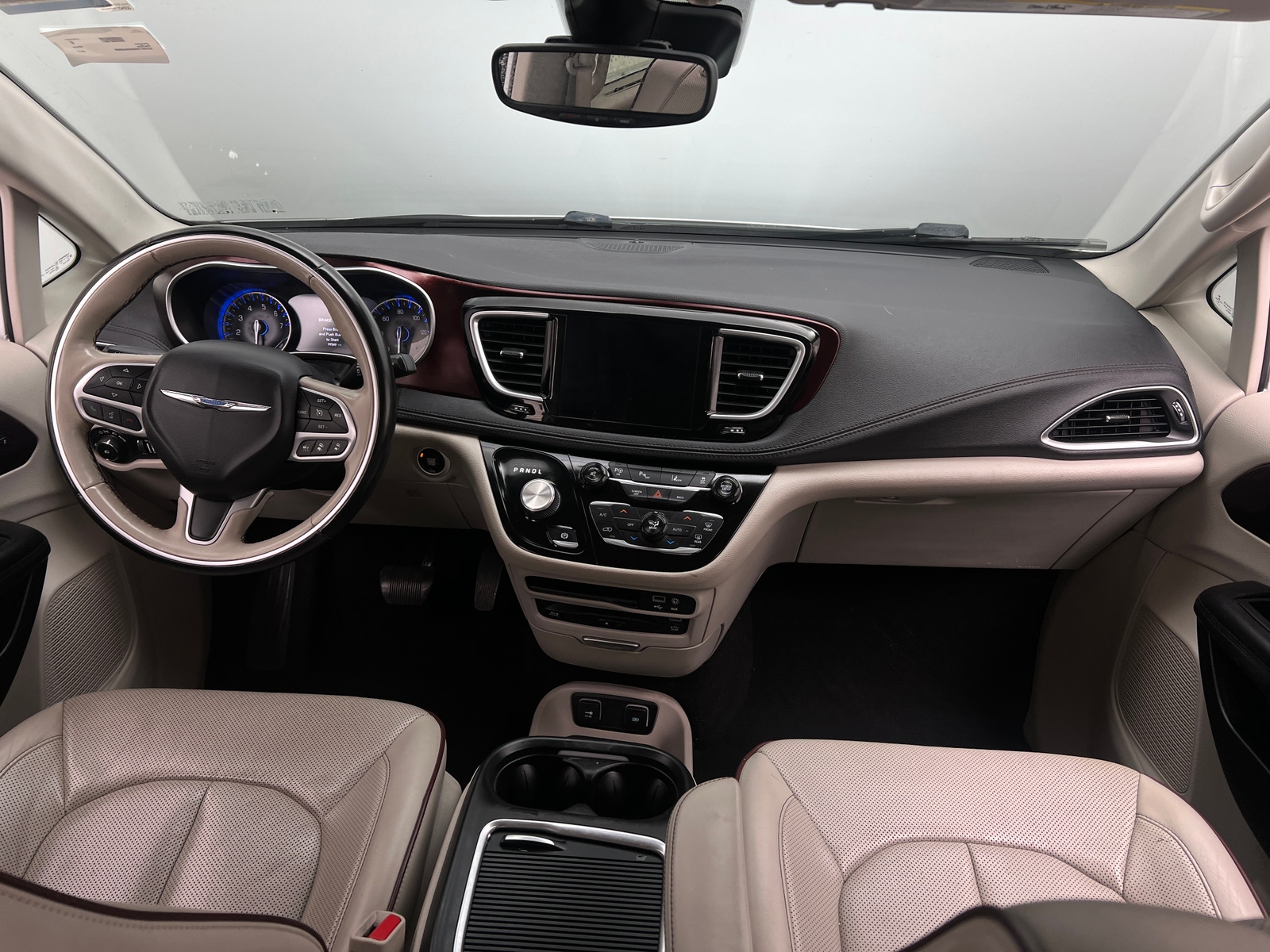 Thumbnail: 2017 Chrysler Pacifica - 2
