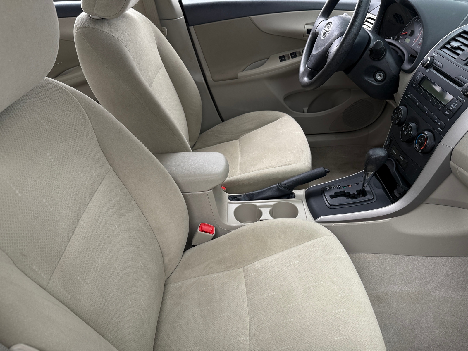 Thumbnail: 2012 Toyota Corolla - 2