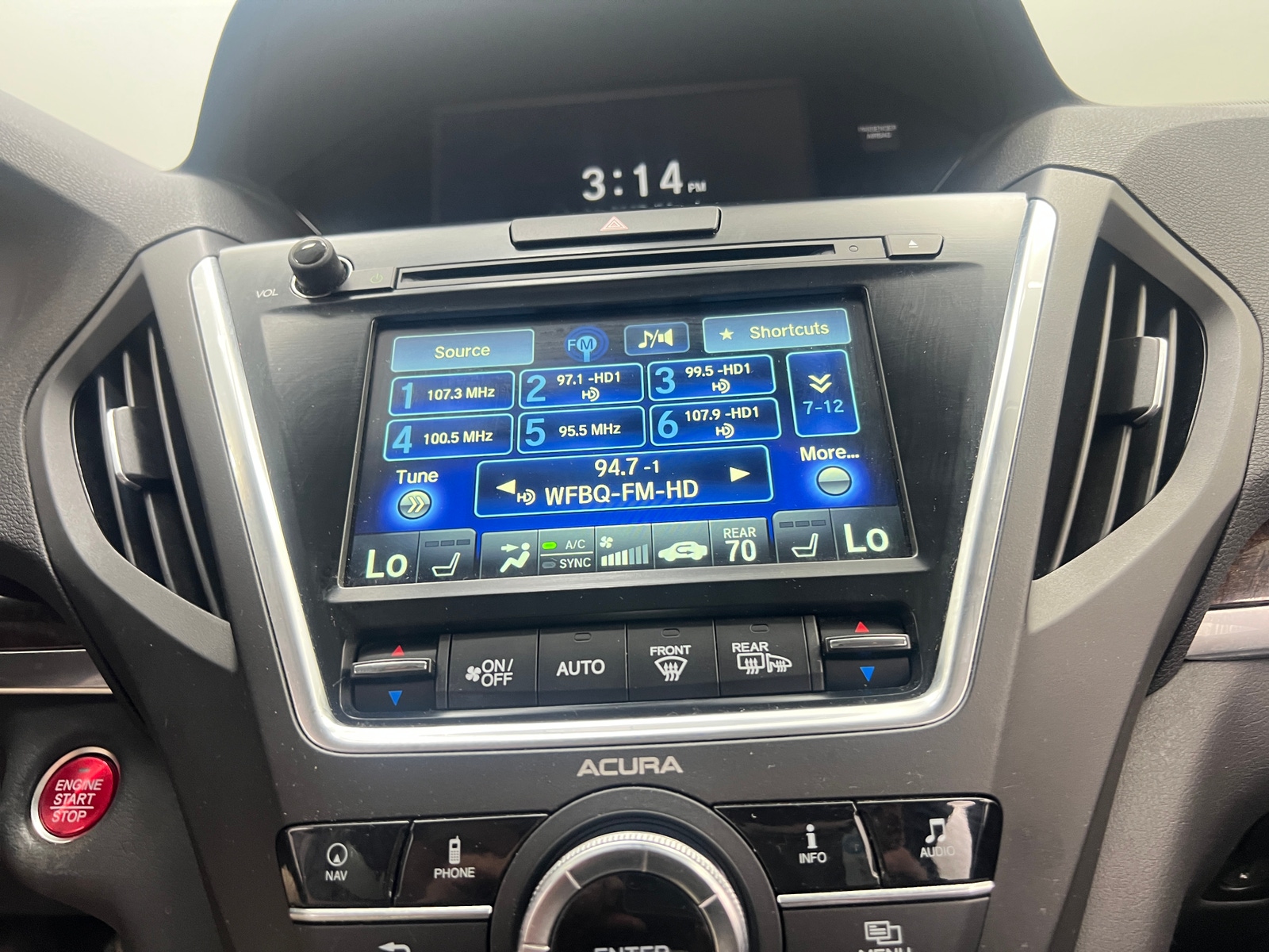 Thumbnail: 2017 Acura MDX - 3