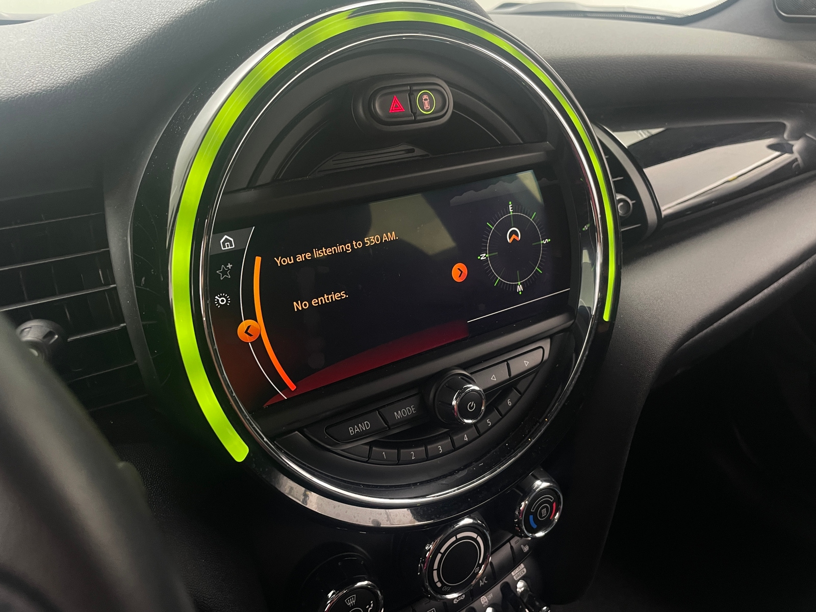 Thumbnail: 2019 MINI Cooper Hardtop - 3