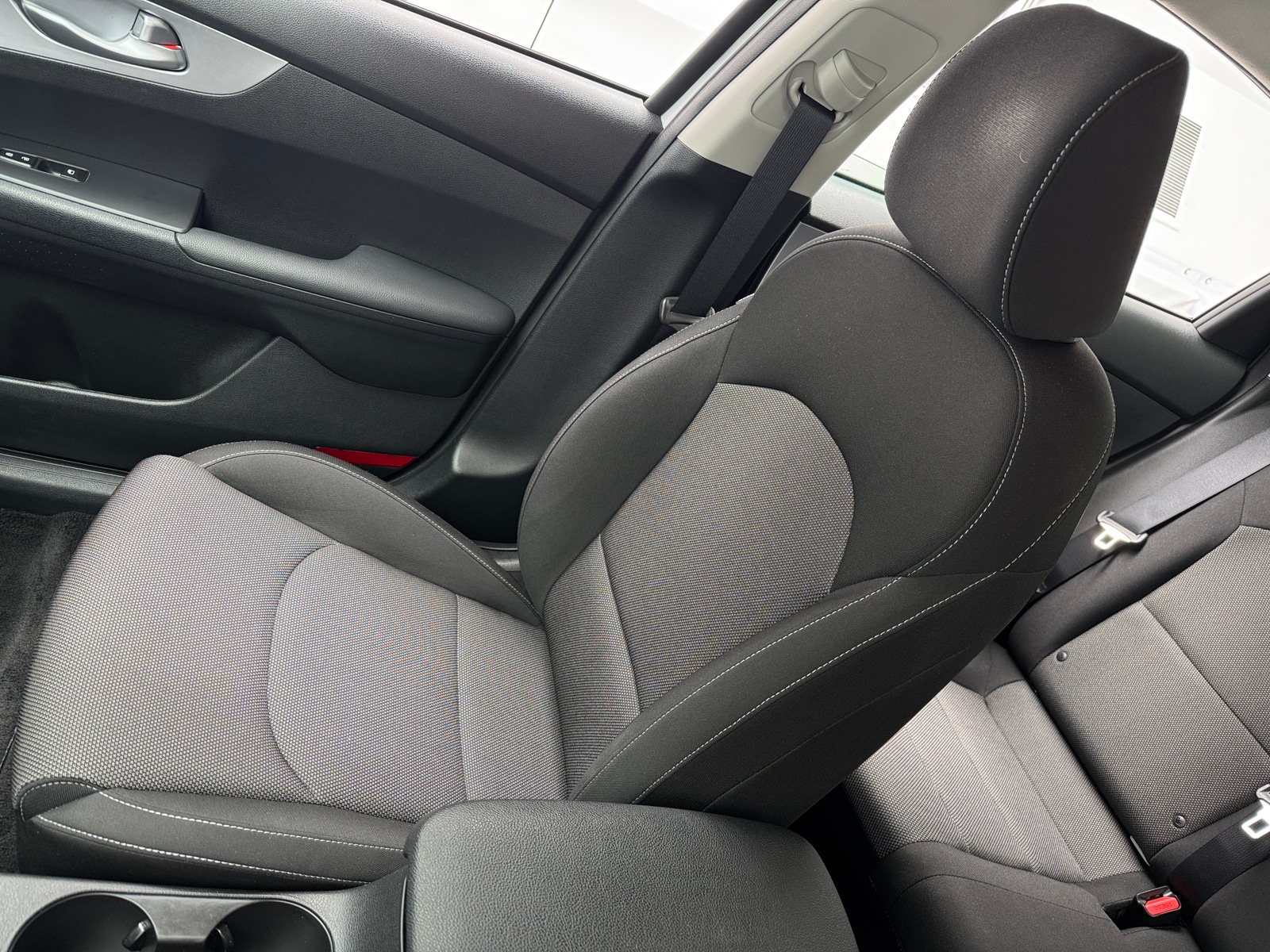Thumbnail: 2022 Kia Forte - 2