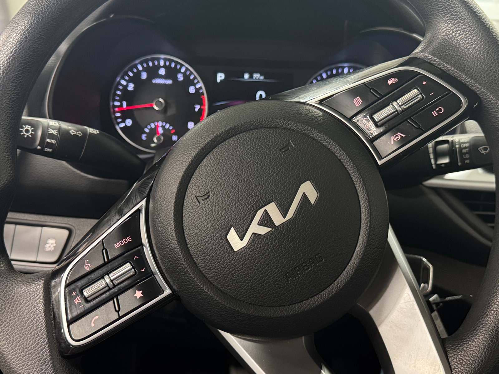 Thumbnail: 2022 Kia Forte - 5