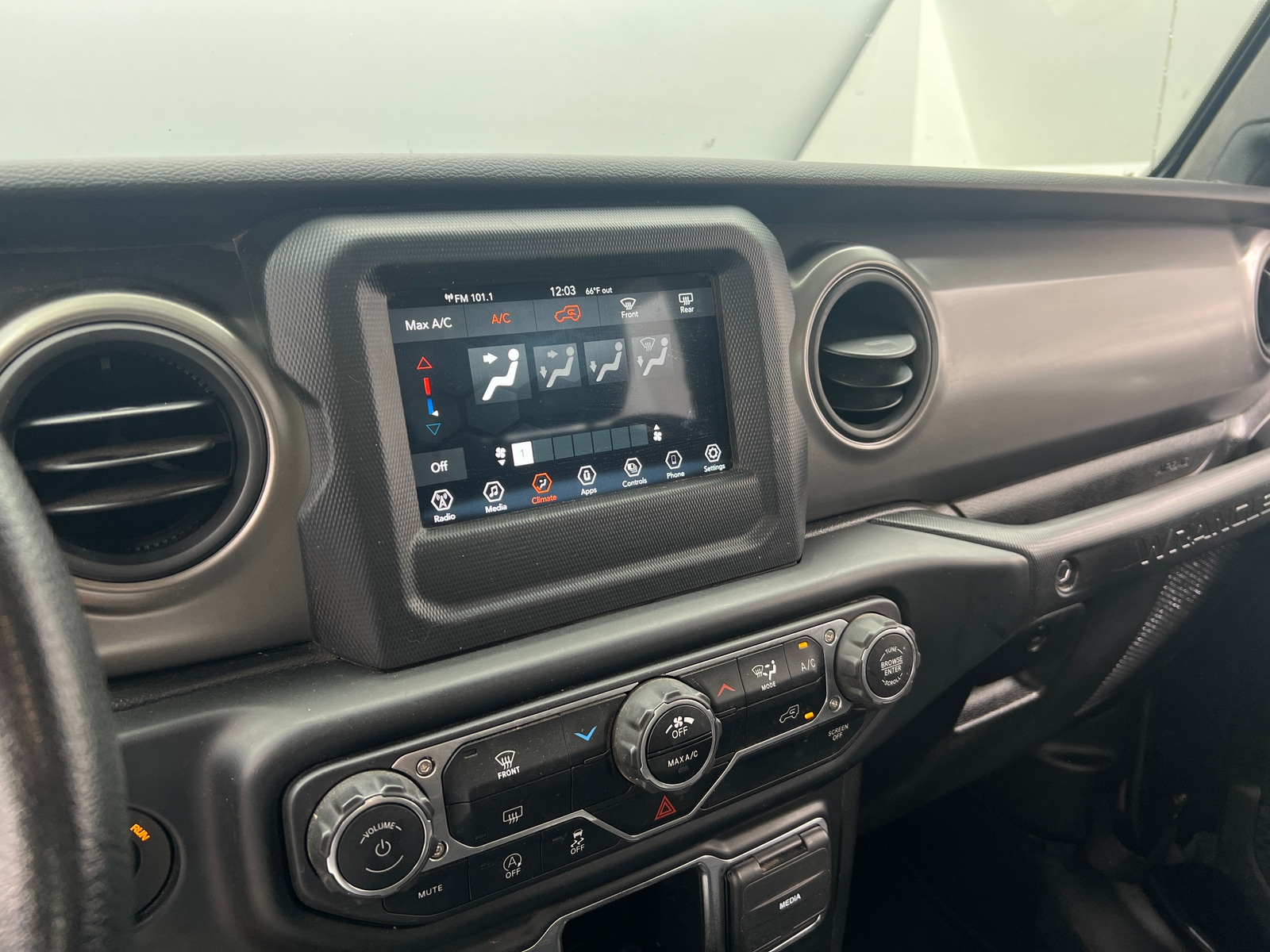 Thumbnail: 2022 Jeep Wrangler - 4