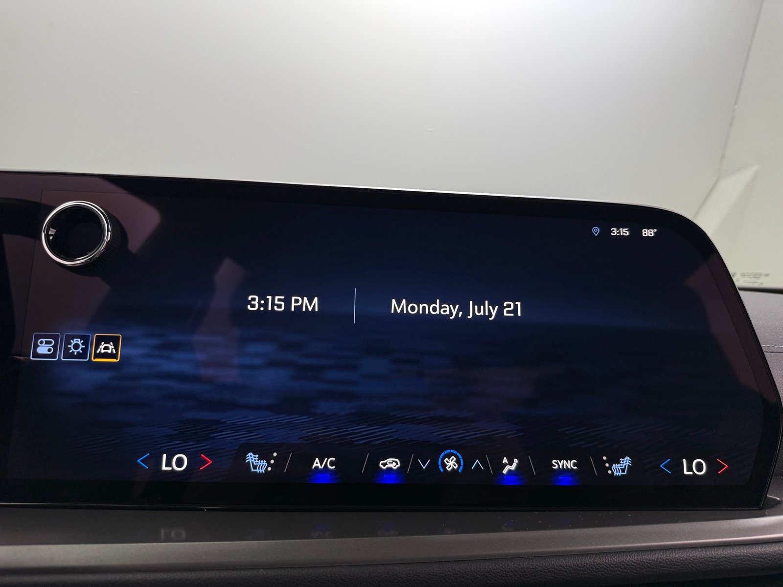 Thumbnail: 2024 Chevrolet Traverse - 4
