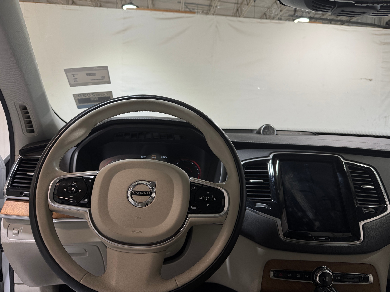 Thumbnail: 2018 Volvo XC90 - 4
