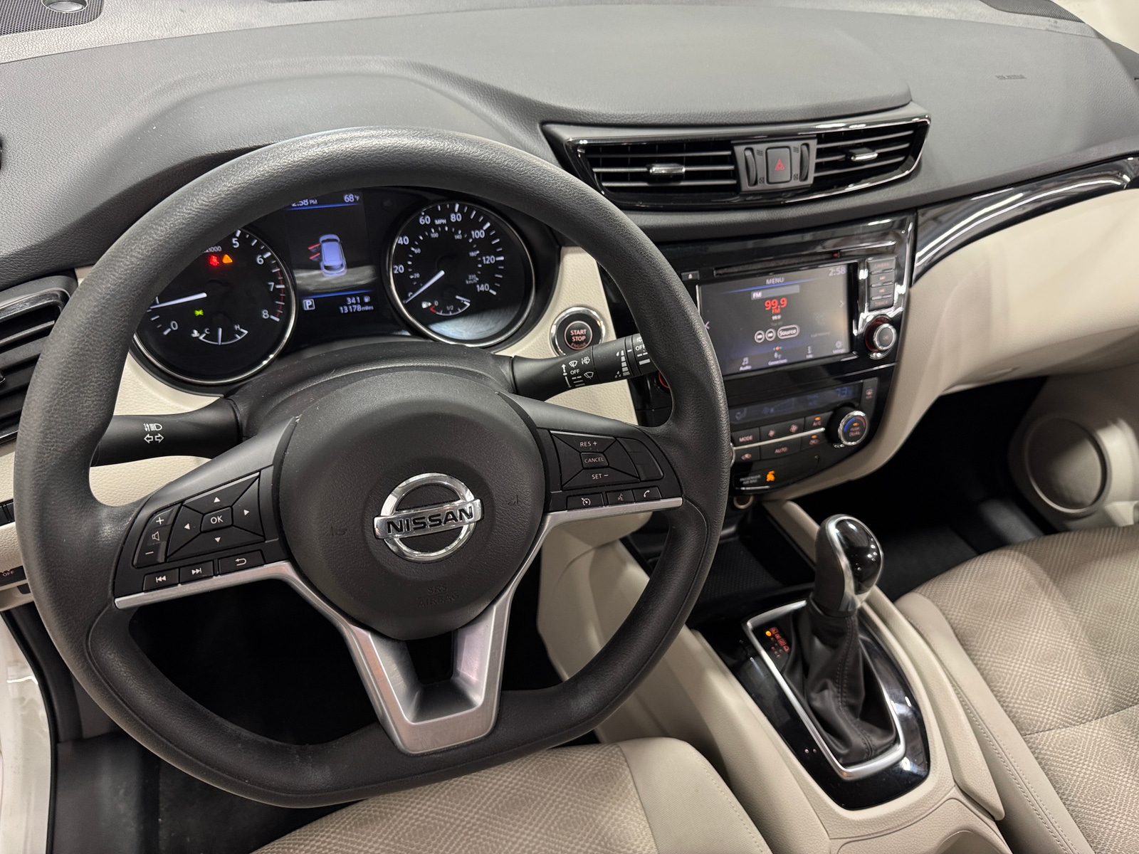 Thumbnail: 2020 Nissan Rogue Sport - 3