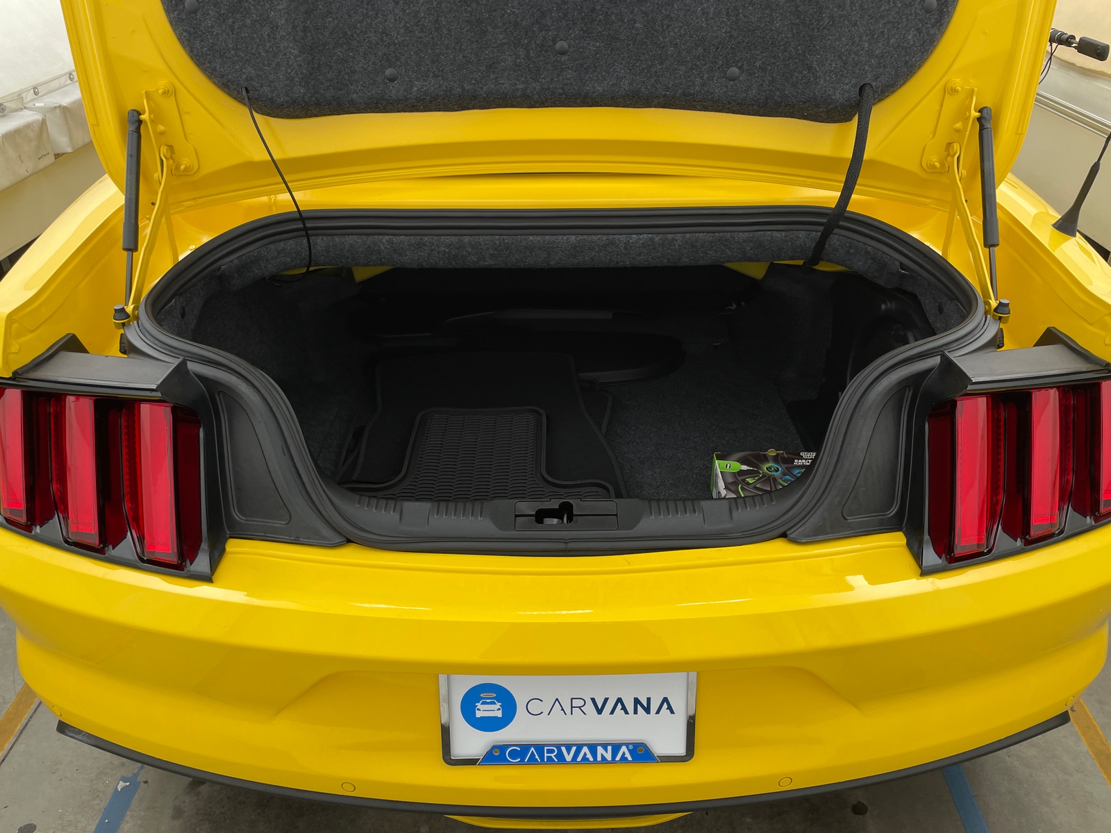 Thumbnail: 2017 Ford Mustang - 6