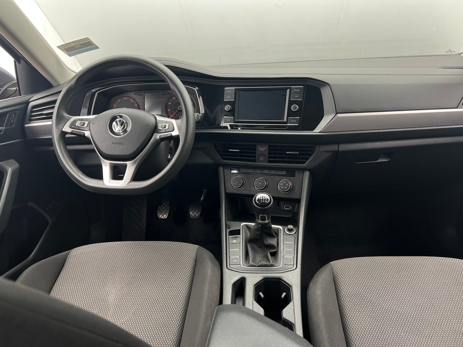 Thumbnail: 2019 Volkswagen Jetta - 3