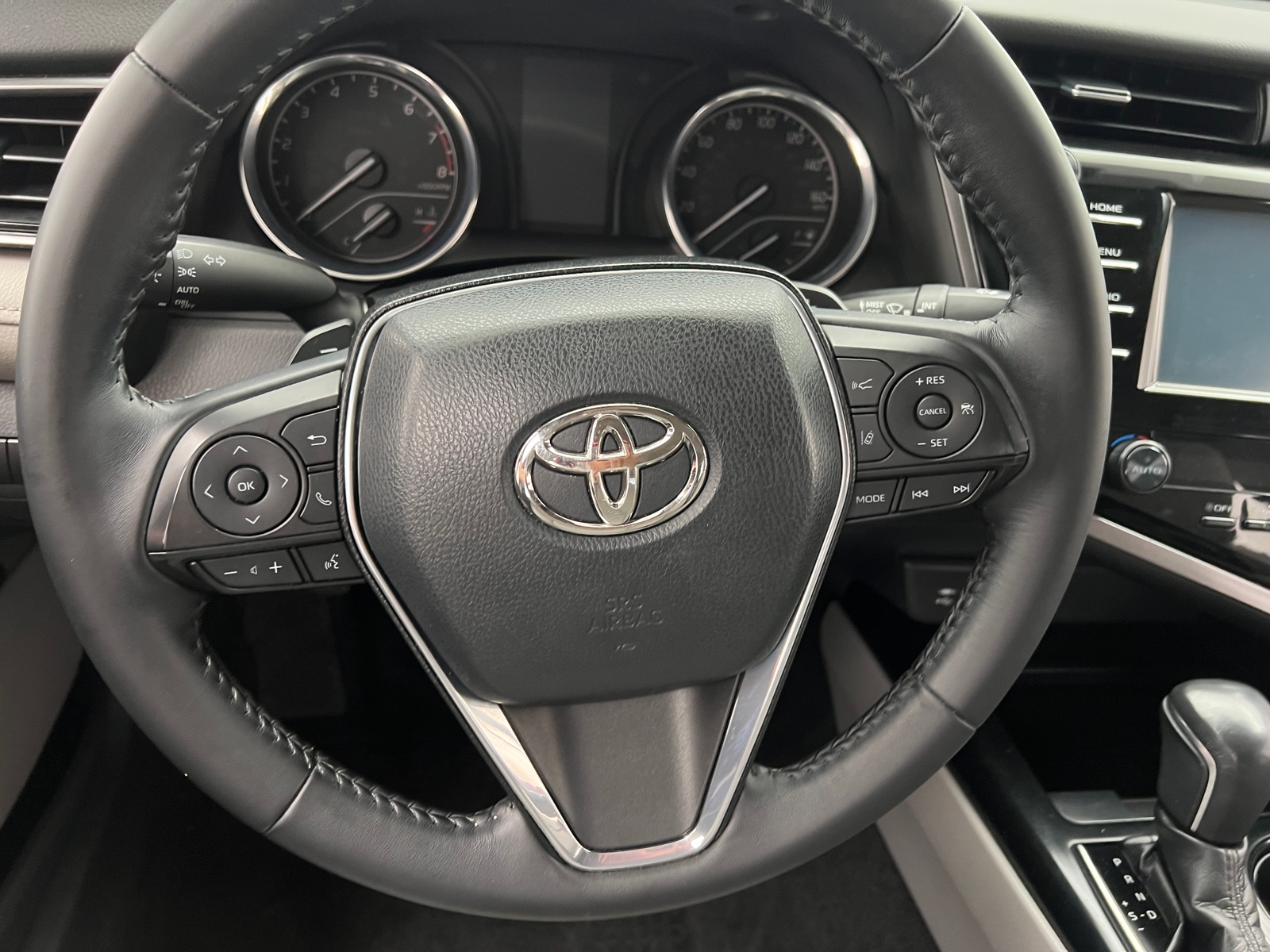 Thumbnail: 2019 Toyota Camry - 5