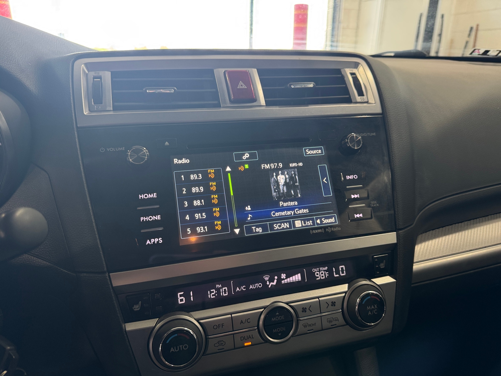 Thumbnail: 2016 Subaru Outback - 4