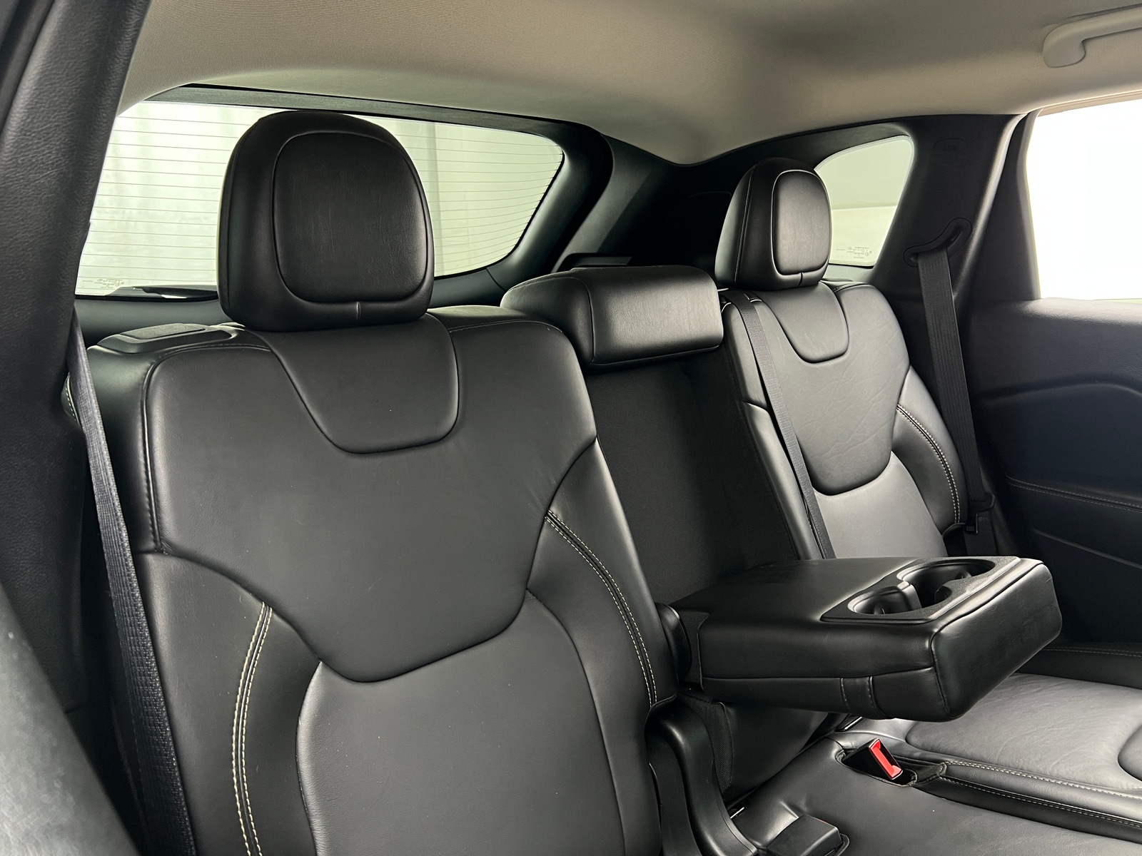 Thumbnail: 2018 Jeep Cherokee - 4