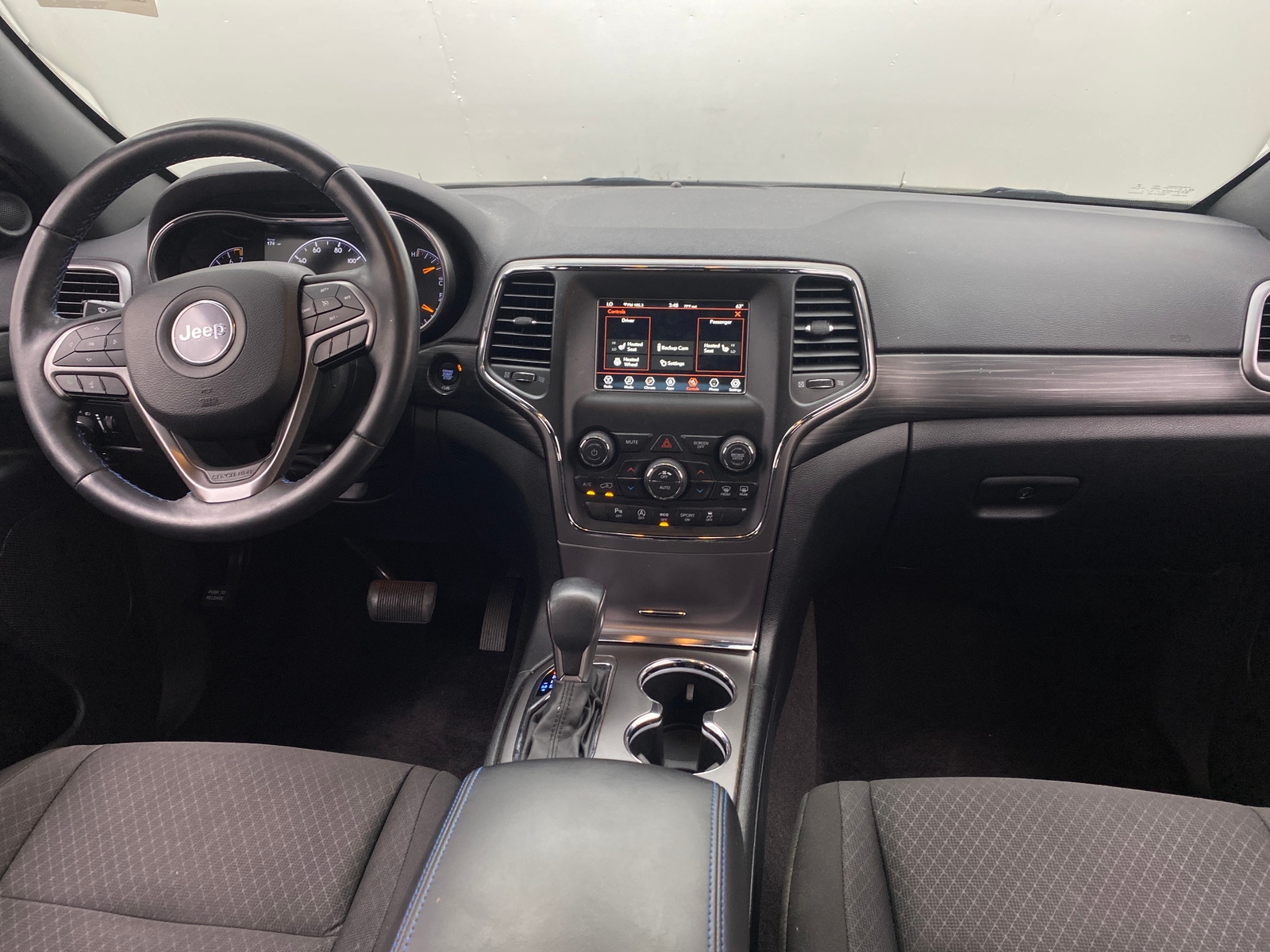 Thumbnail: 2019 Jeep Grand Cherokee - 3