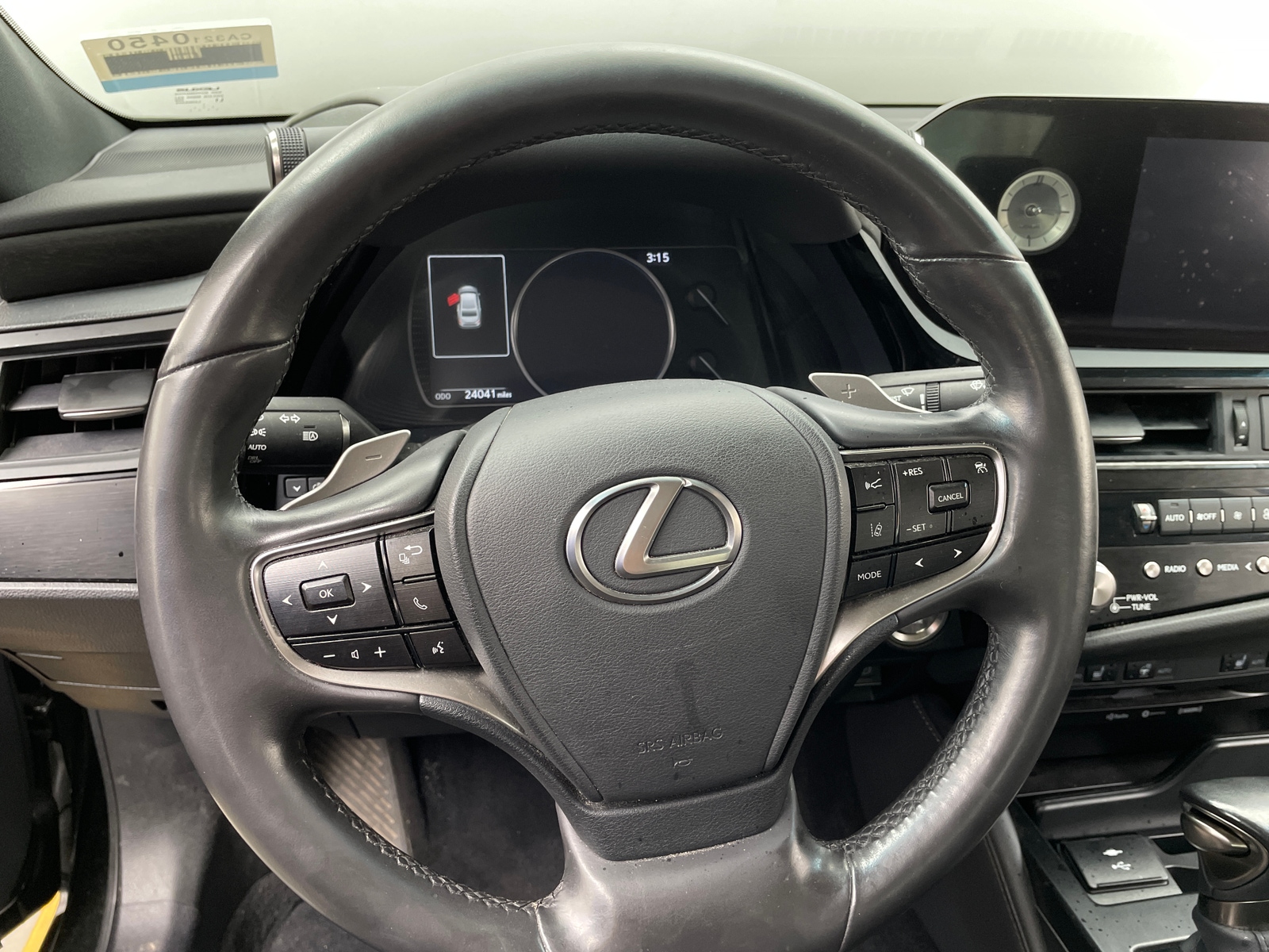 Thumbnail: 2022 Lexus ES - 4