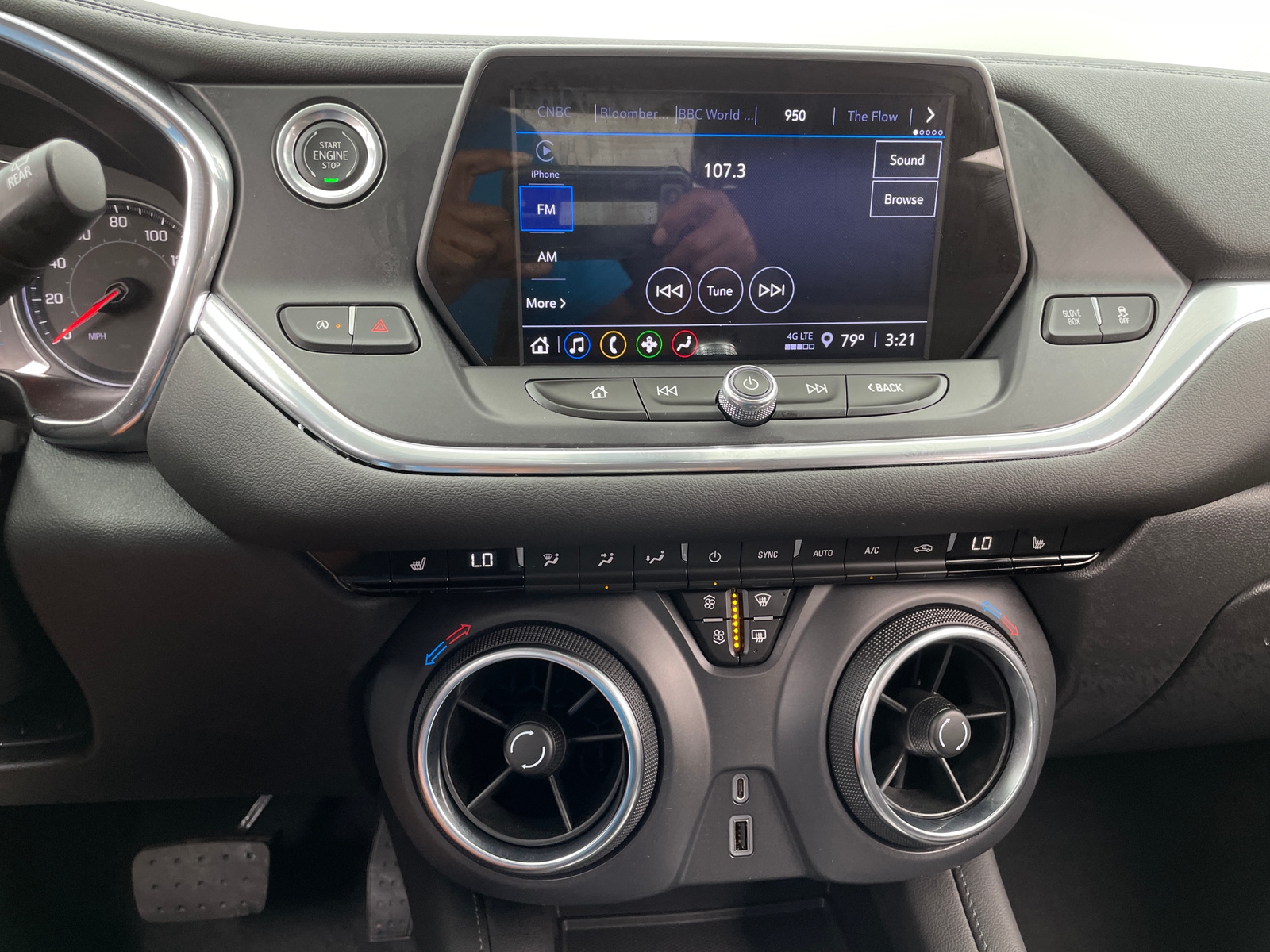 Thumbnail: 2021 Chevrolet Blazer - 3