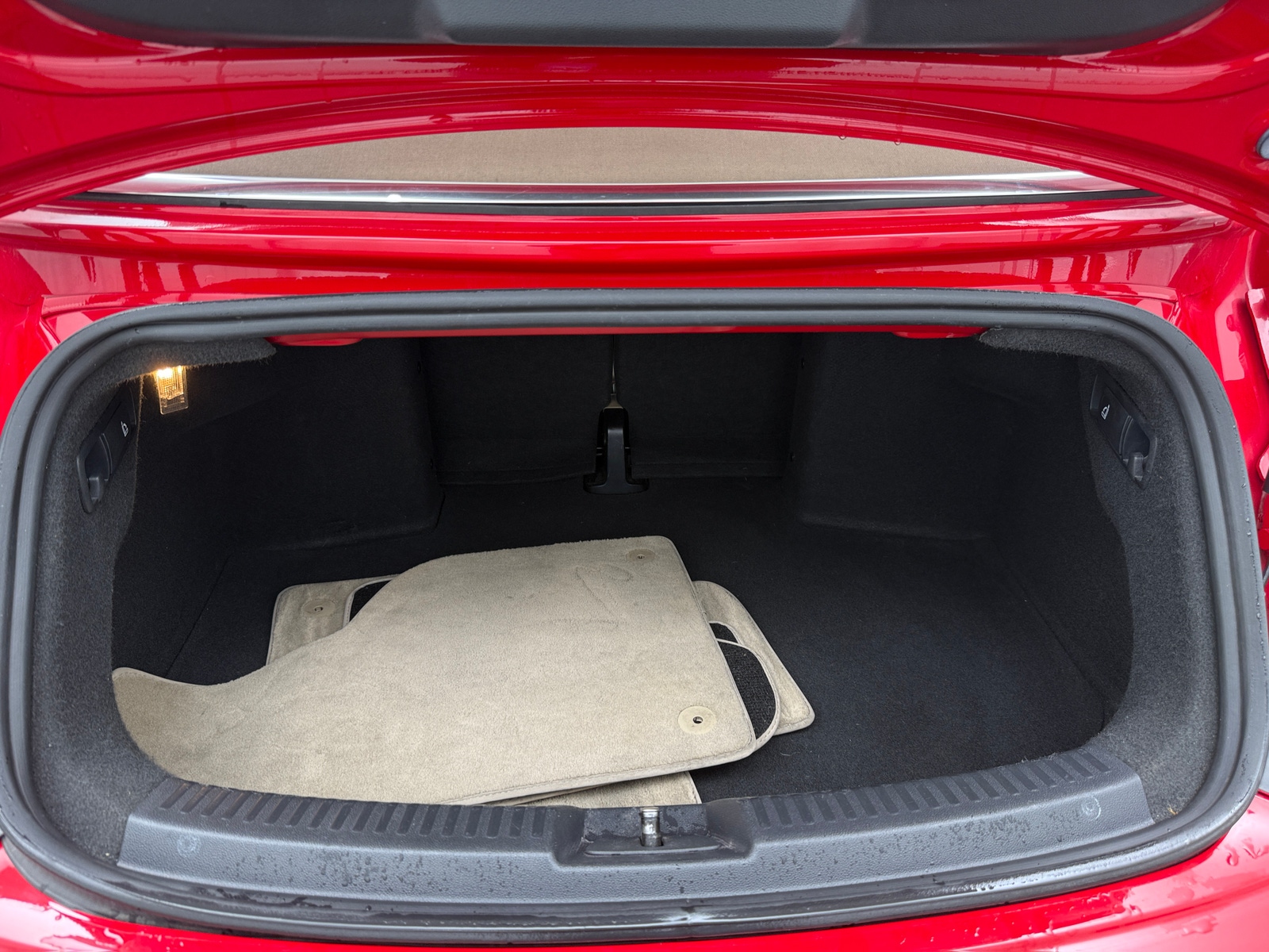 Thumbnail: 2015 Volkswagen Beetle - 6