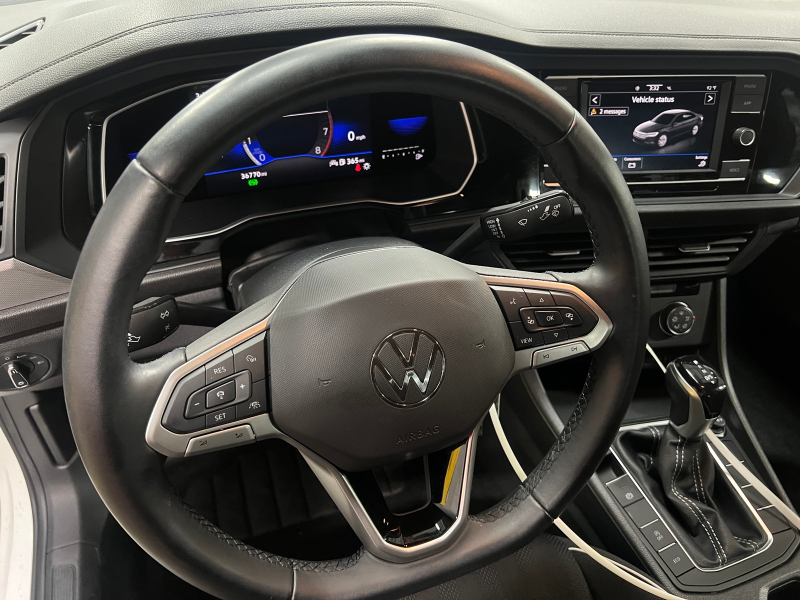 Thumbnail: 2022 Volkswagen Jetta - 5