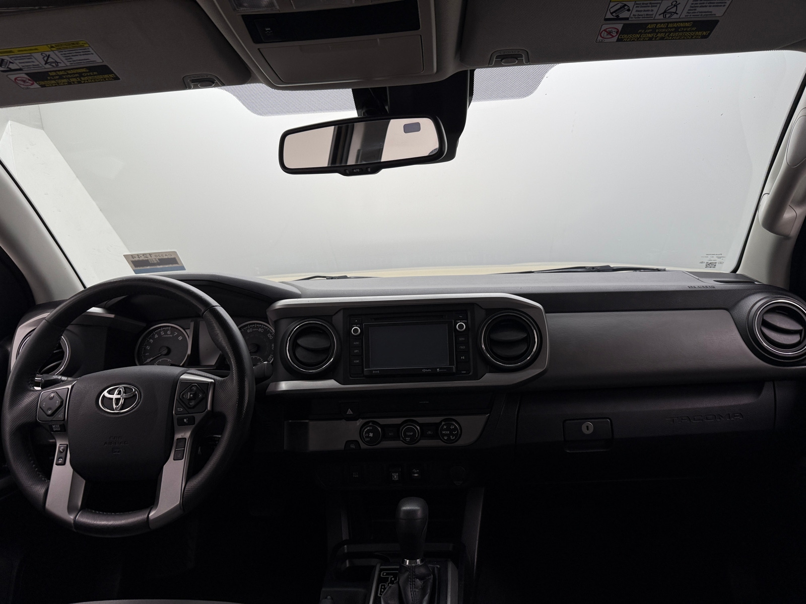 Thumbnail: 2019 Toyota Tacoma - 3