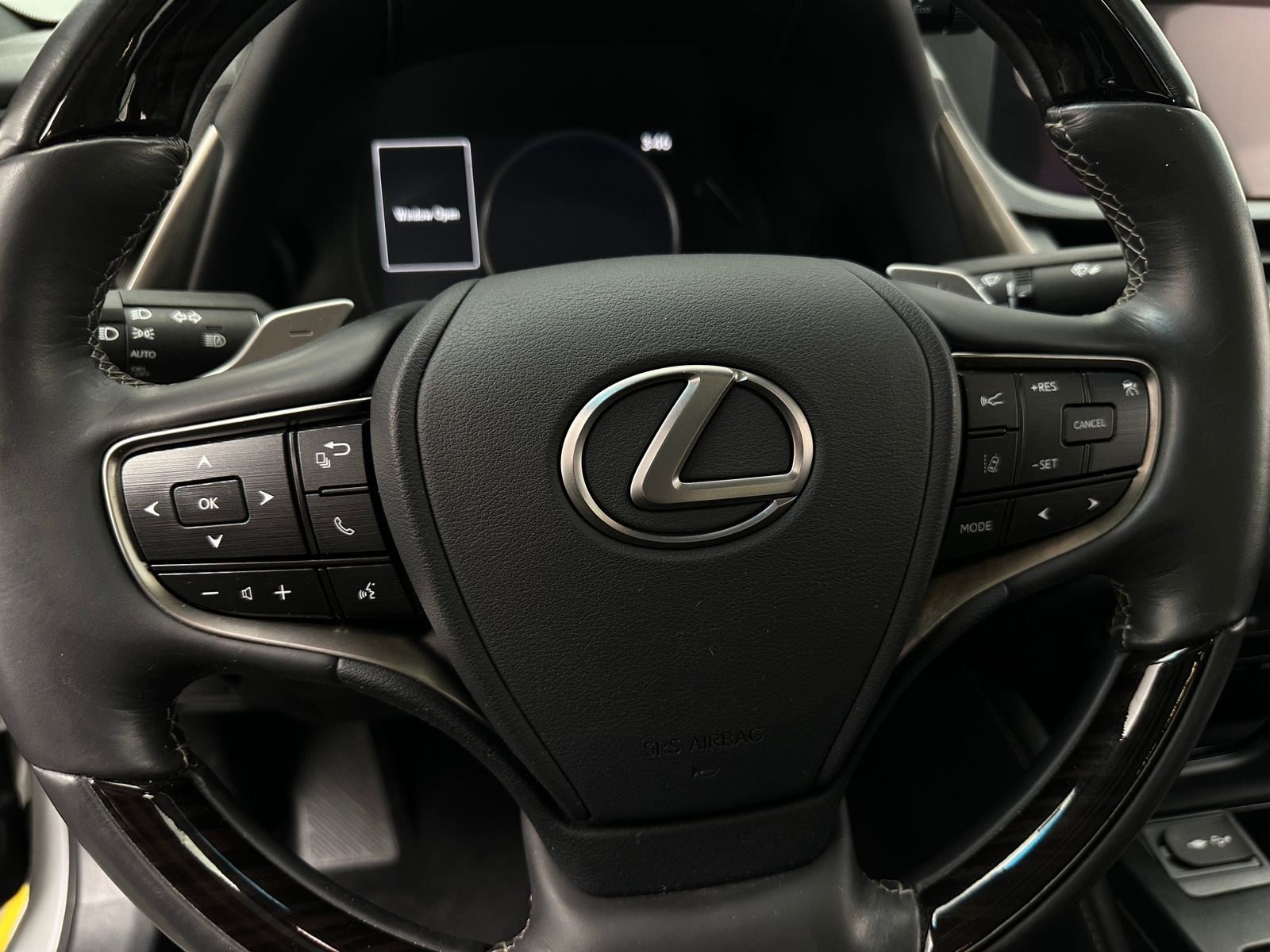 Thumbnail: 2019 Lexus ES - 5