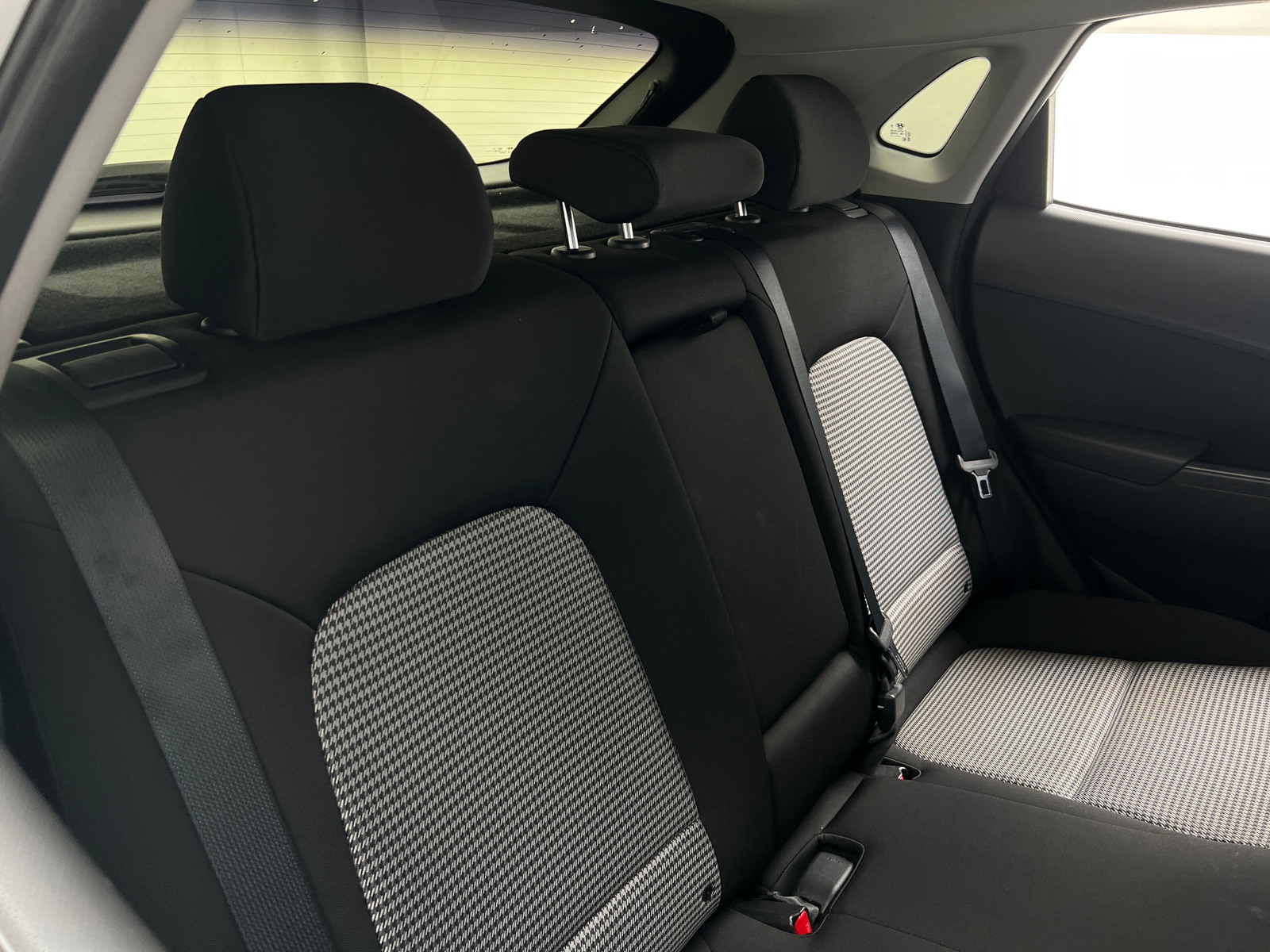 Thumbnail: 2018 Hyundai Kona - 6