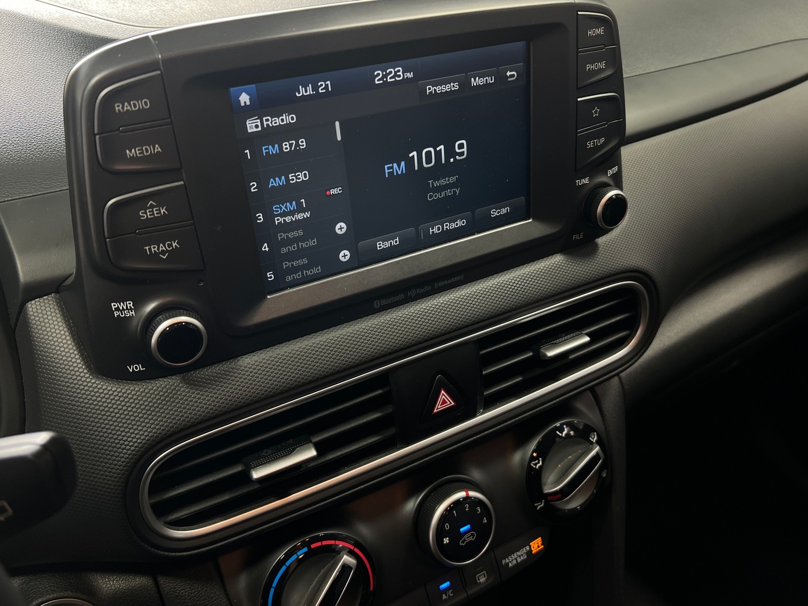 Thumbnail: 2018 Hyundai Kona - 4