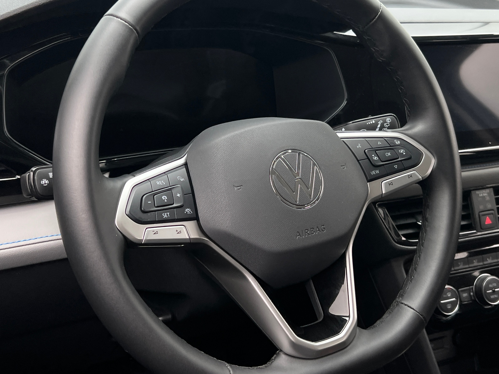 Thumbnail: 2024 Volkswagen Taos - 4
