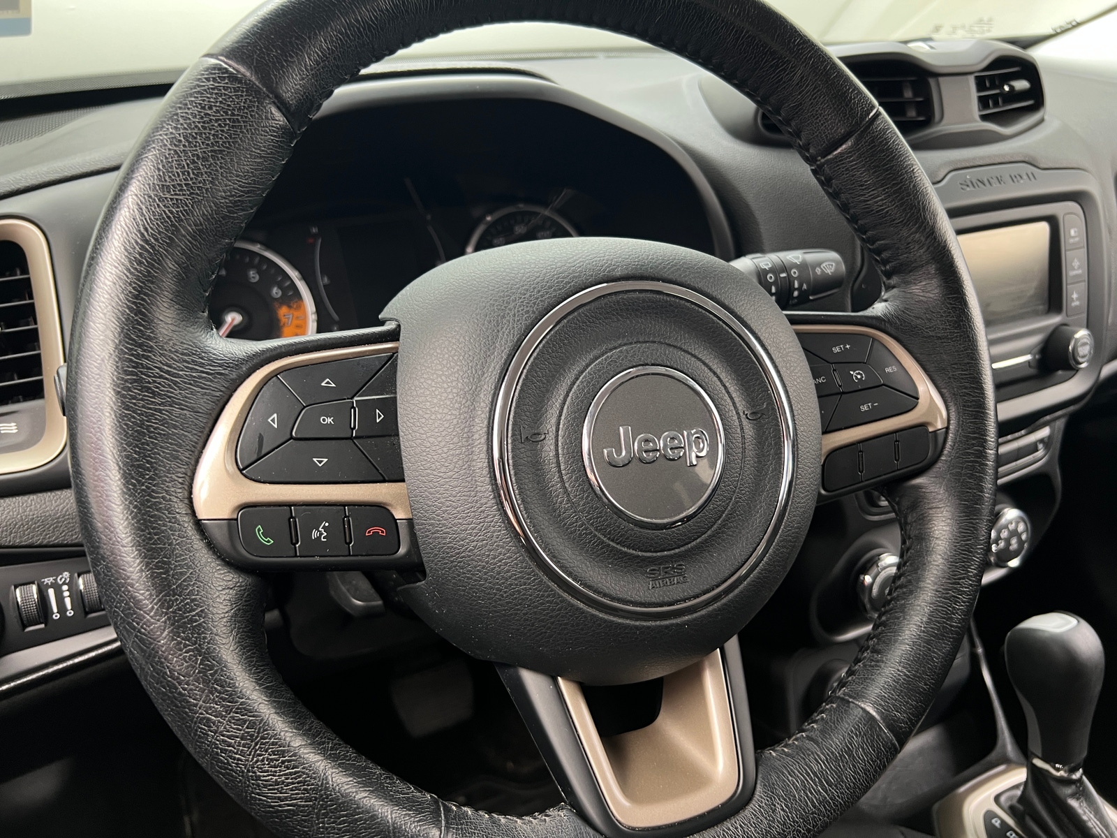 Thumbnail: 2017 Jeep Renegade - 5