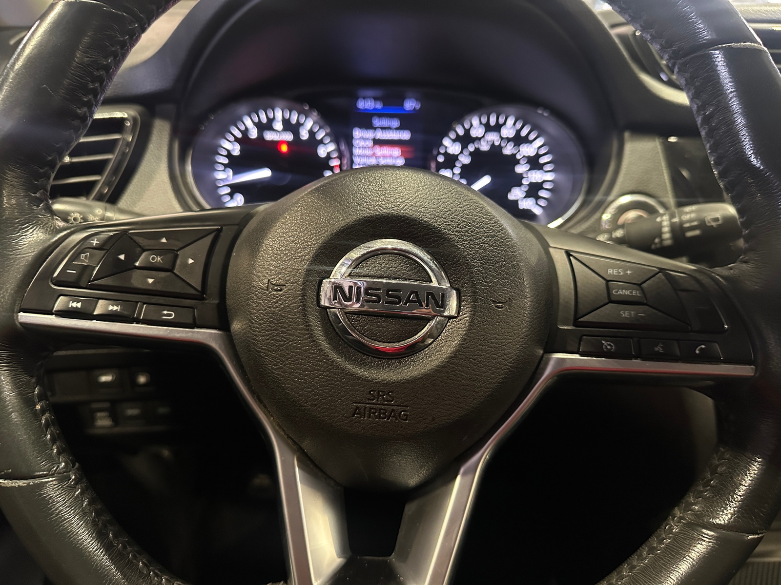 Thumbnail: 2018 Nissan Rogue - 5
