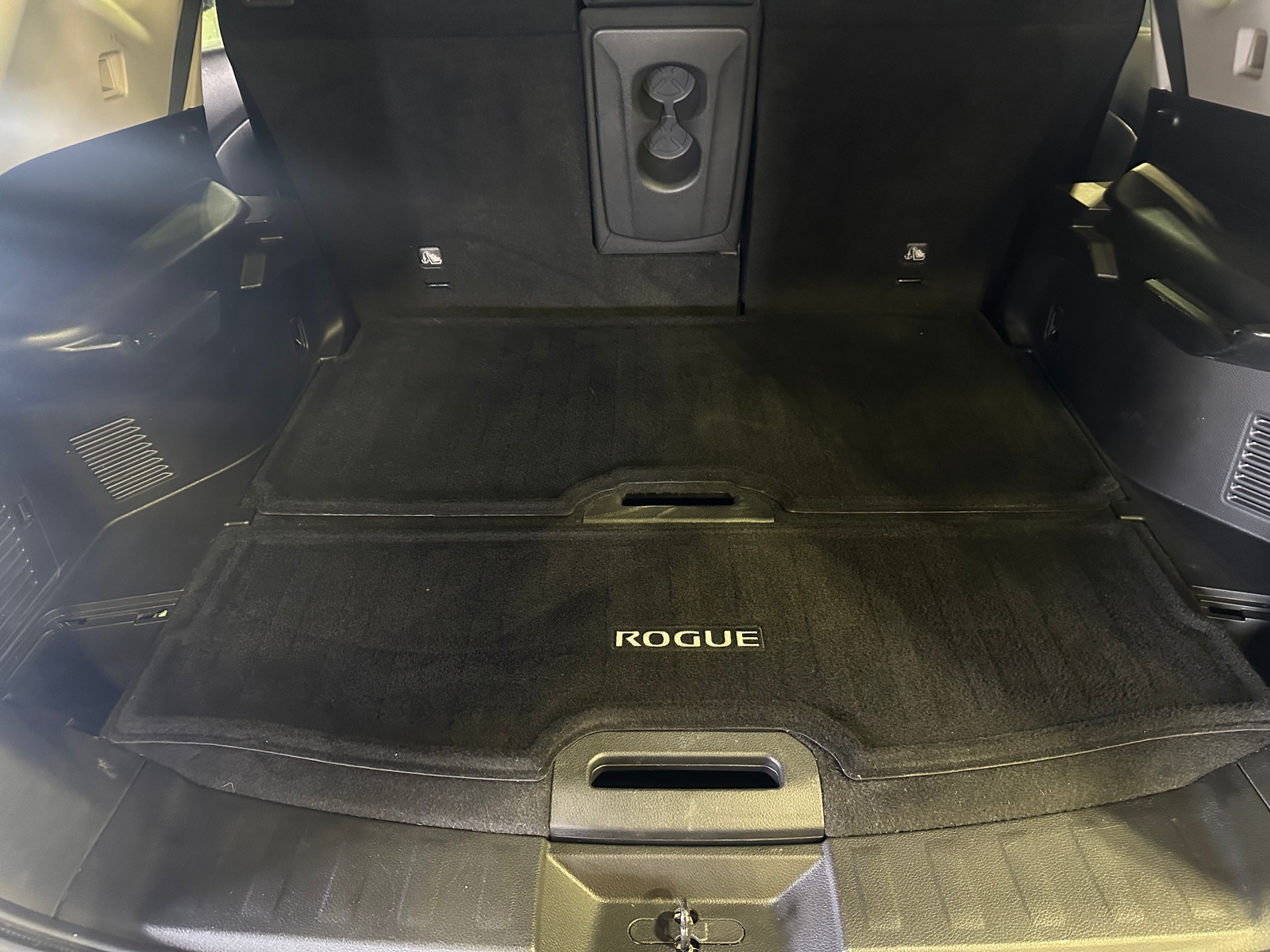 Thumbnail: 2018 Nissan Rogue - 7