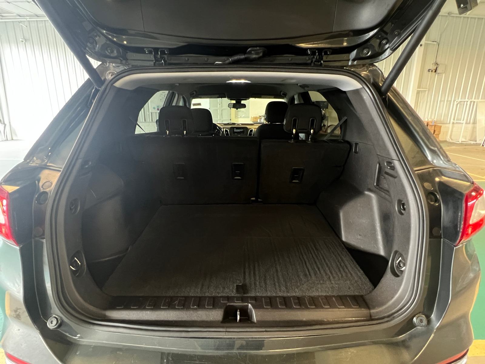 Thumbnail: 2019 Chevrolet Equinox - 7
