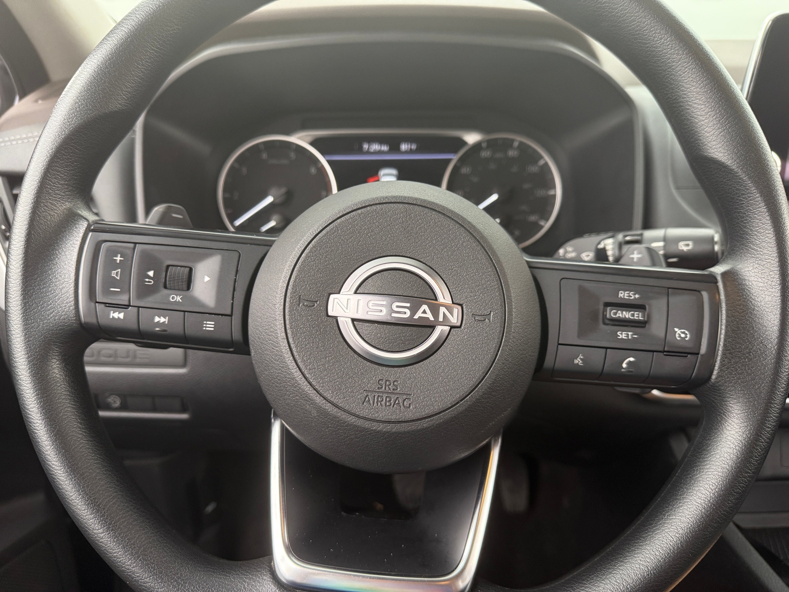 Thumbnail: 2023 Nissan Rogue - 5